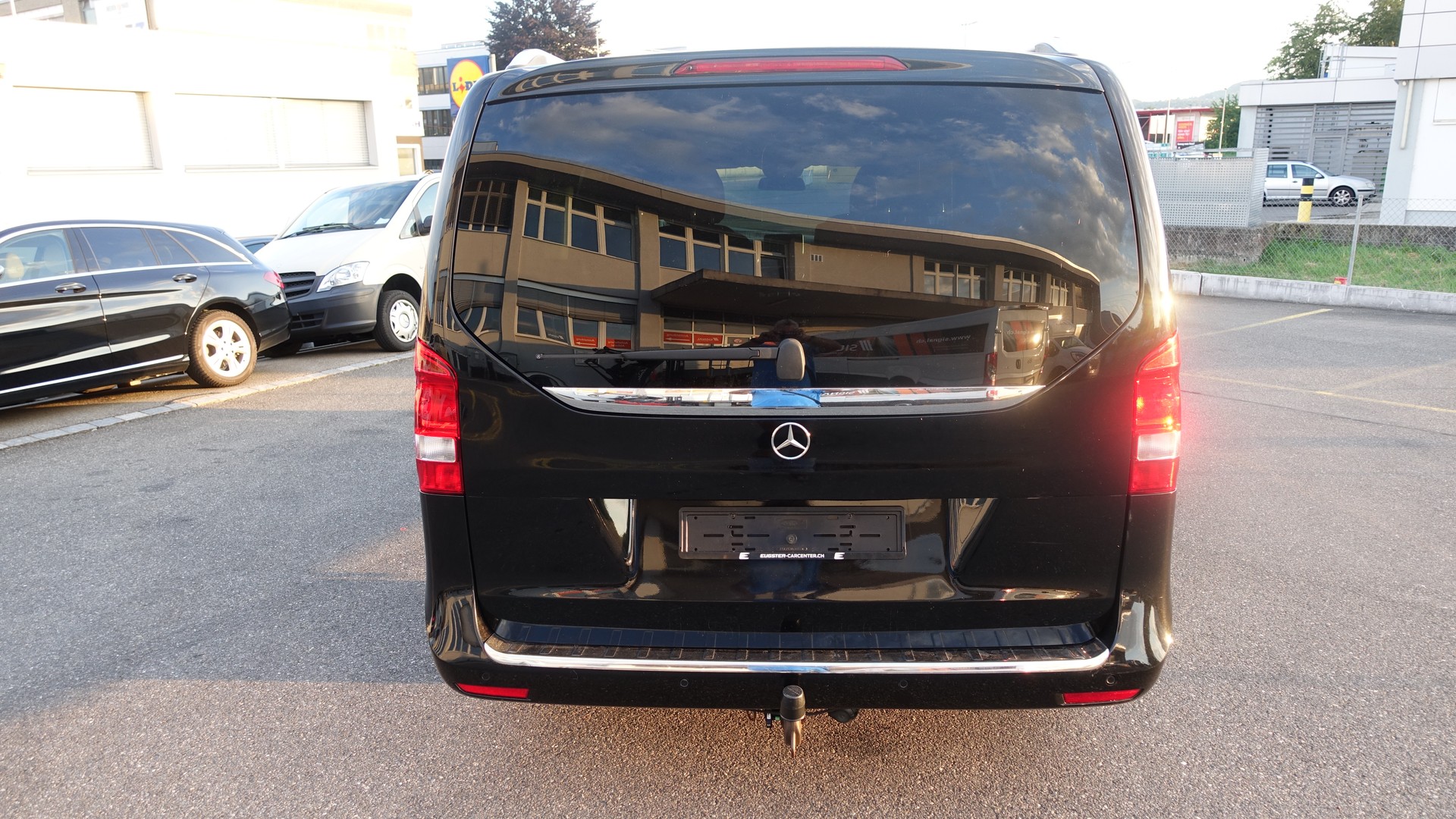 MERCEDES-BENZ V 250 d Swiss Edition lang 4Matic 7G-Tronic-image-12