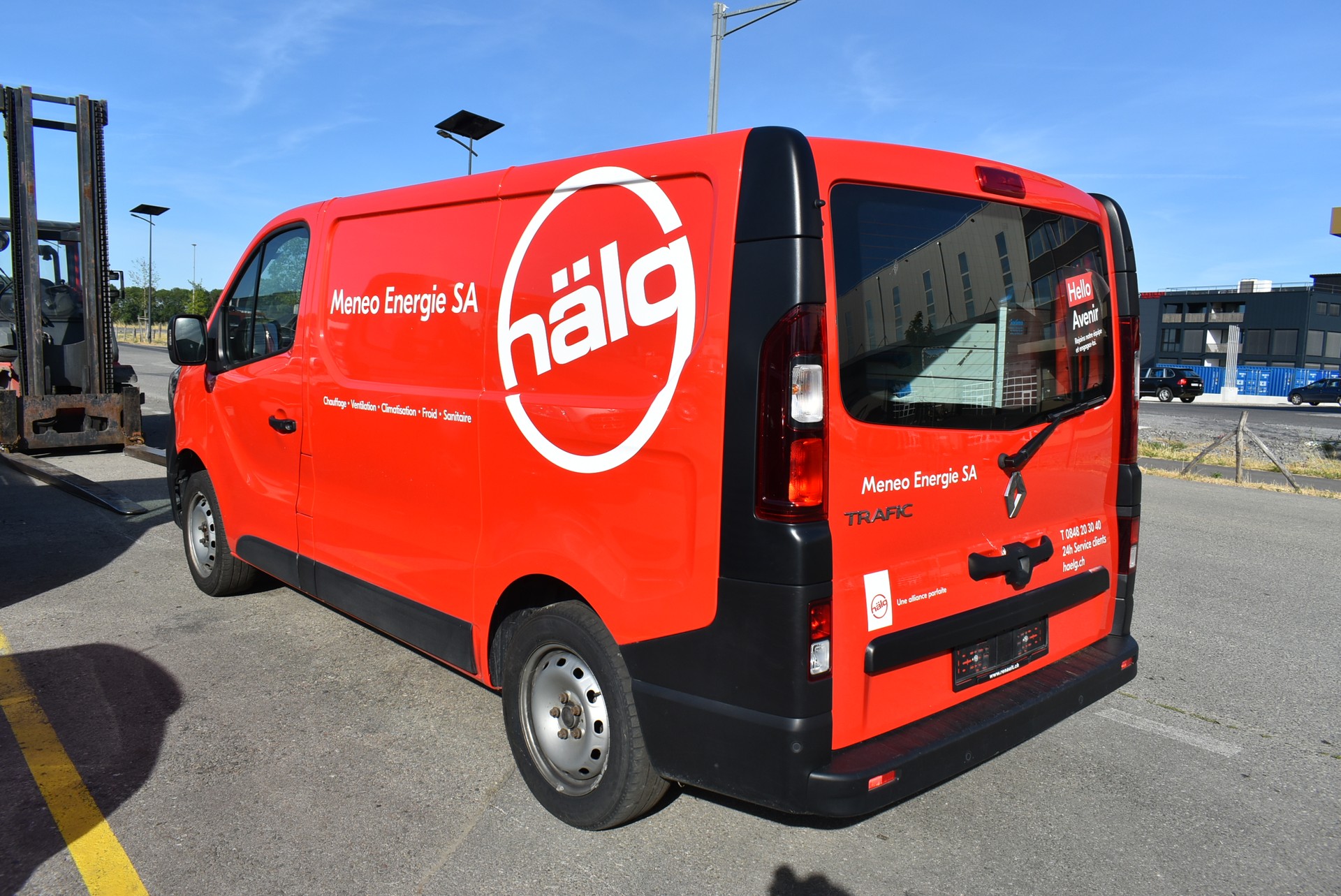RENAULT Trafic 2.0 Blue dCi 130 Business L1H1-image-1