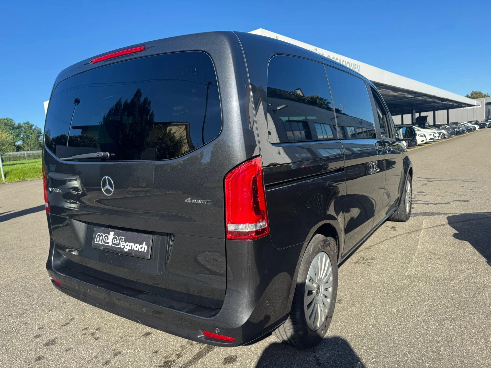 MERCEDES-BENZ V 300 d kompakt 4Matic 9G-Tronic-image-8