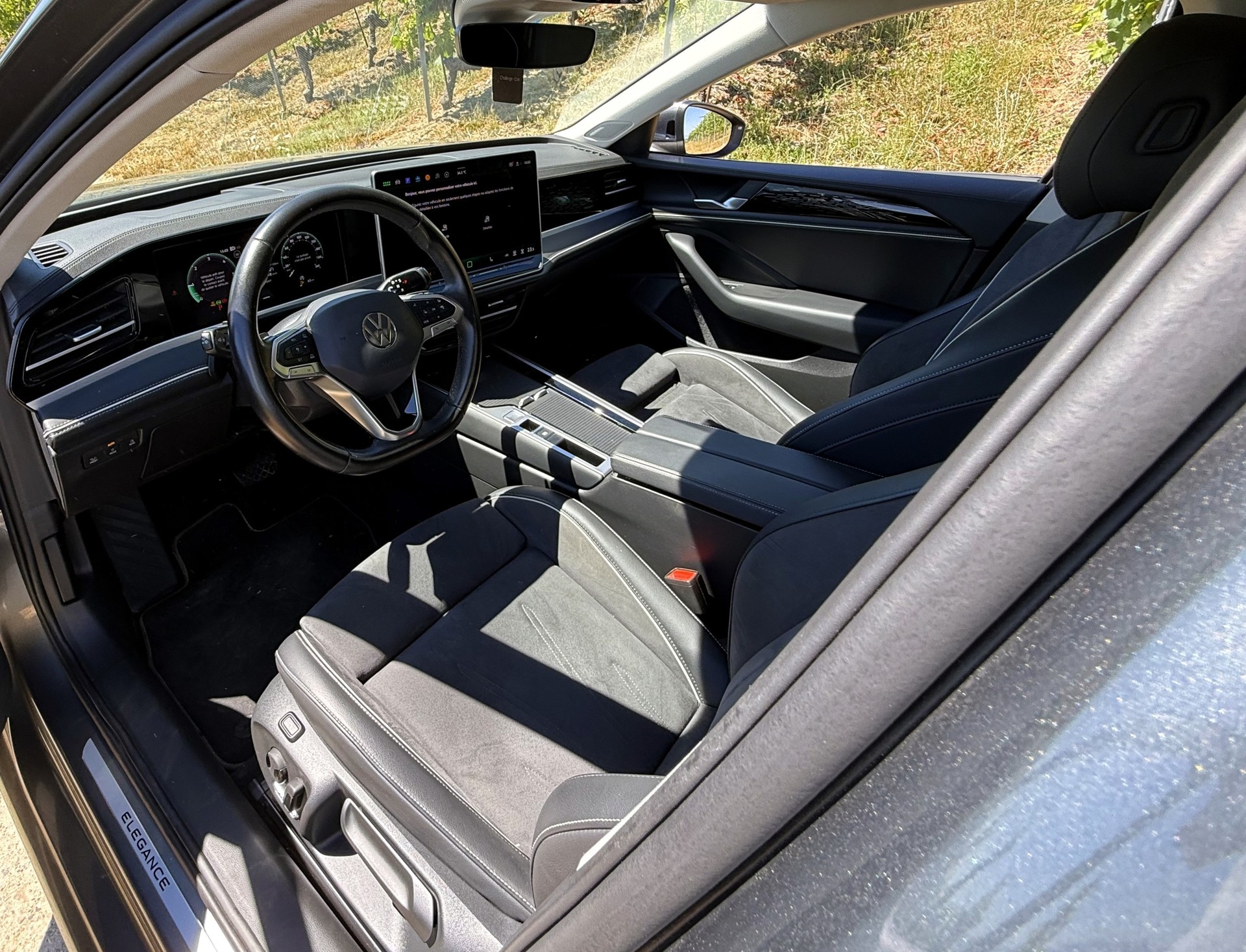 VW Passat Variant 2.0 TDI evo Elegance 4 Motion DSG-image-15