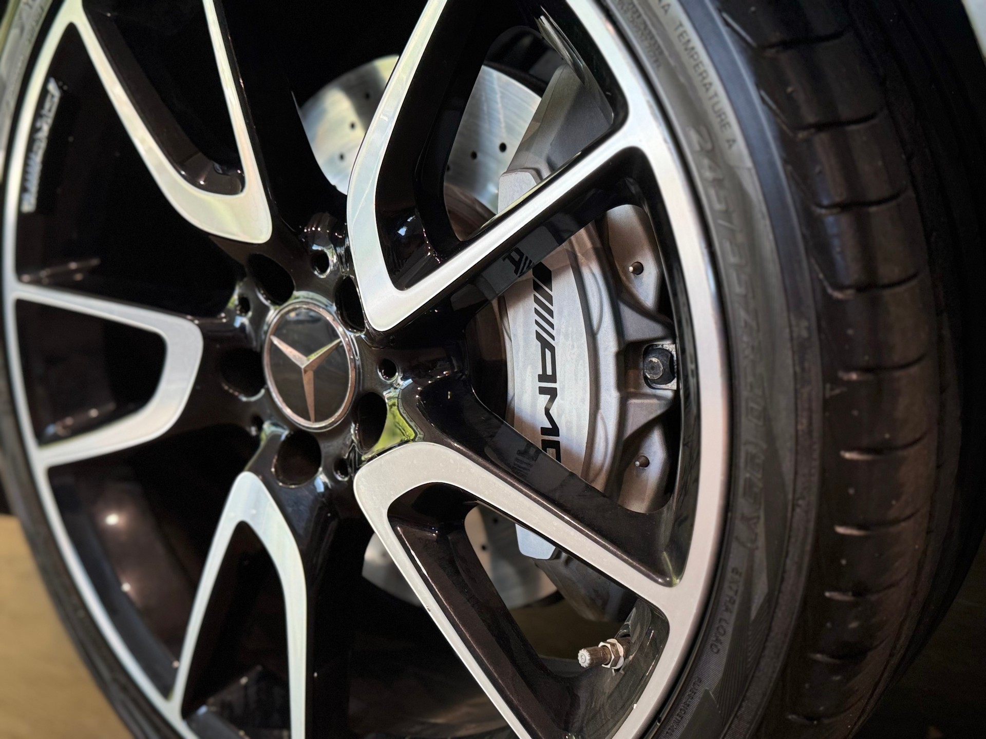 MERCEDES-BENZ E 53 Coupé /////AMG 4 Matic+ 9G-Tronic || HEAD UP || BURMESTER || 360° || PANORAMA-image-6
