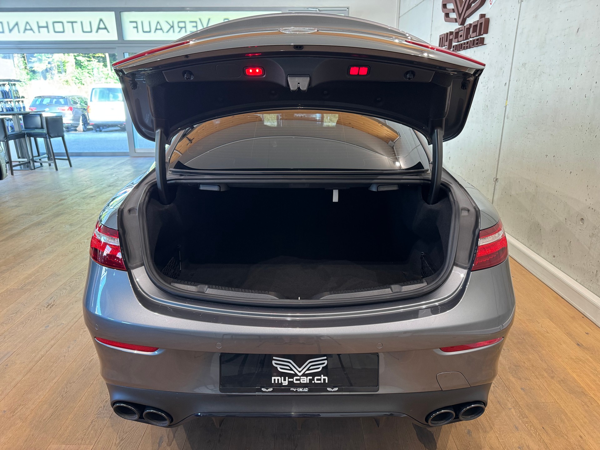 MERCEDES-BENZ E 53 Coupé /////AMG 4 Matic+ 9G-Tronic || HEAD UP || BURMESTER || 360° || PANORAMA-image-9