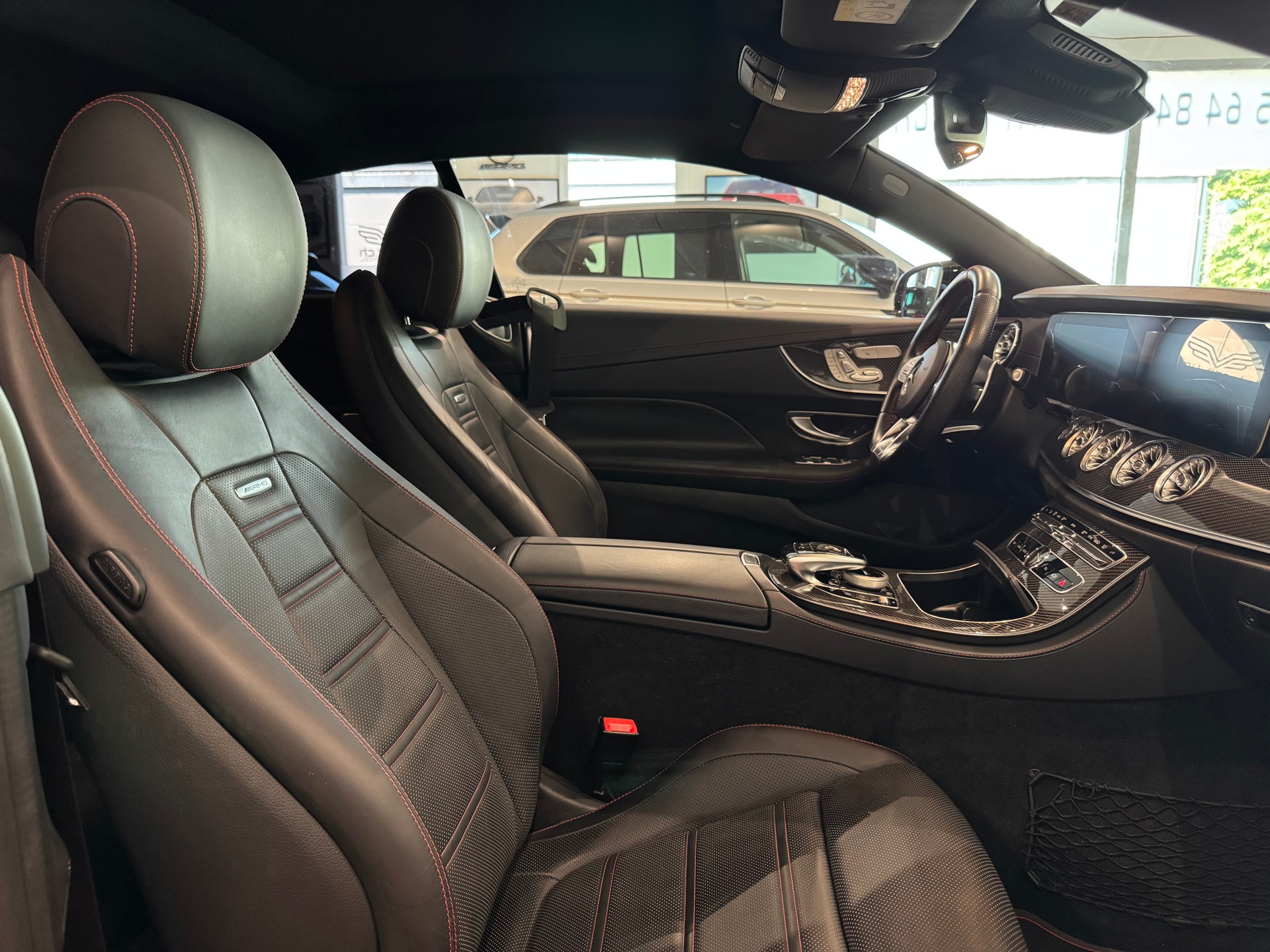 MERCEDES-BENZ E 53 Coupé /////AMG 4 Matic+ 9G-Tronic || HEAD UP || BURMESTER || 360° || PANORAMA-image-26