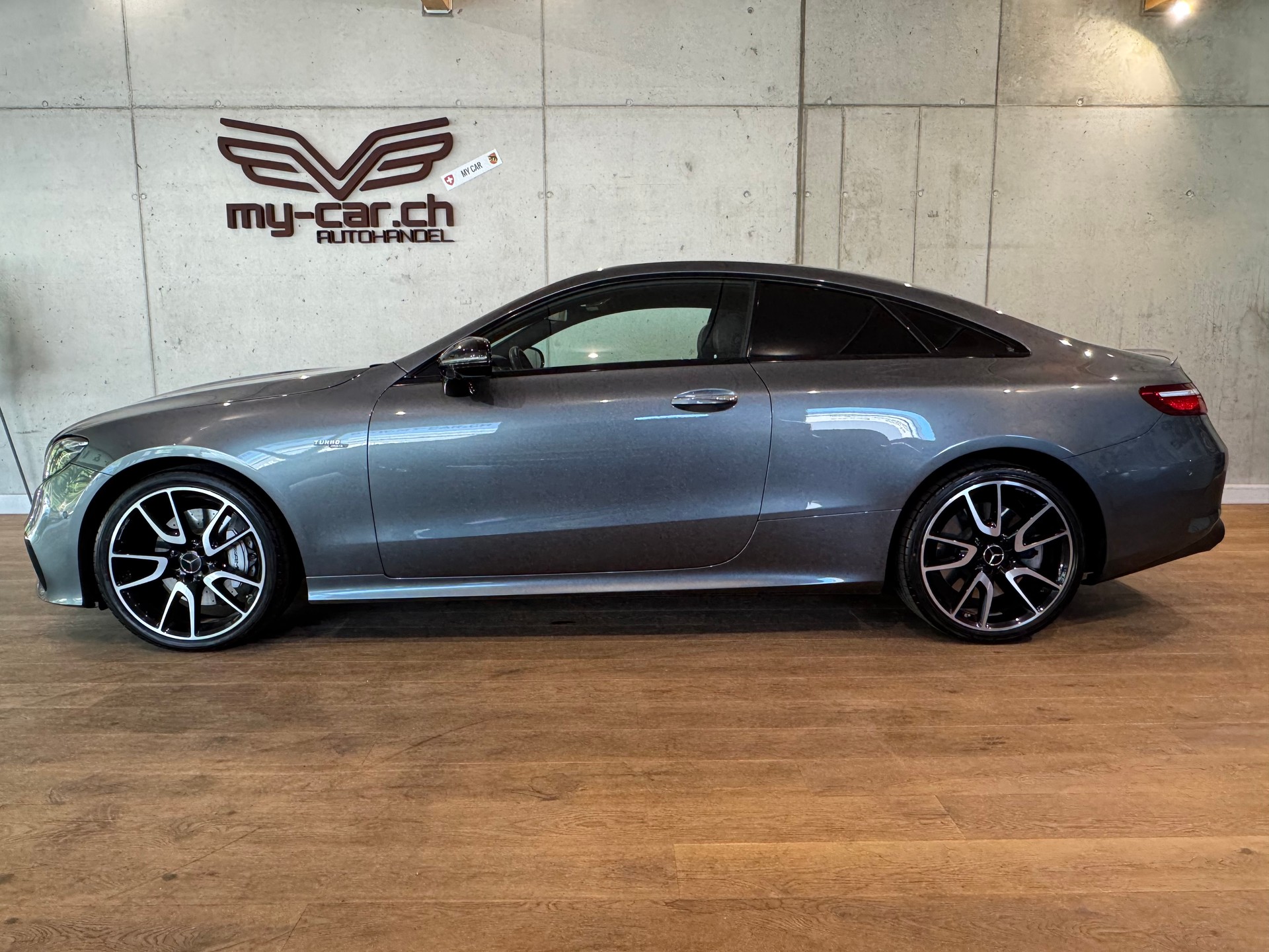 MERCEDES-BENZ E 53 Coupé /////AMG 4 Matic+ 9G-Tronic || HEAD UP || BURMESTER || 360° || PANORAMA-image-3