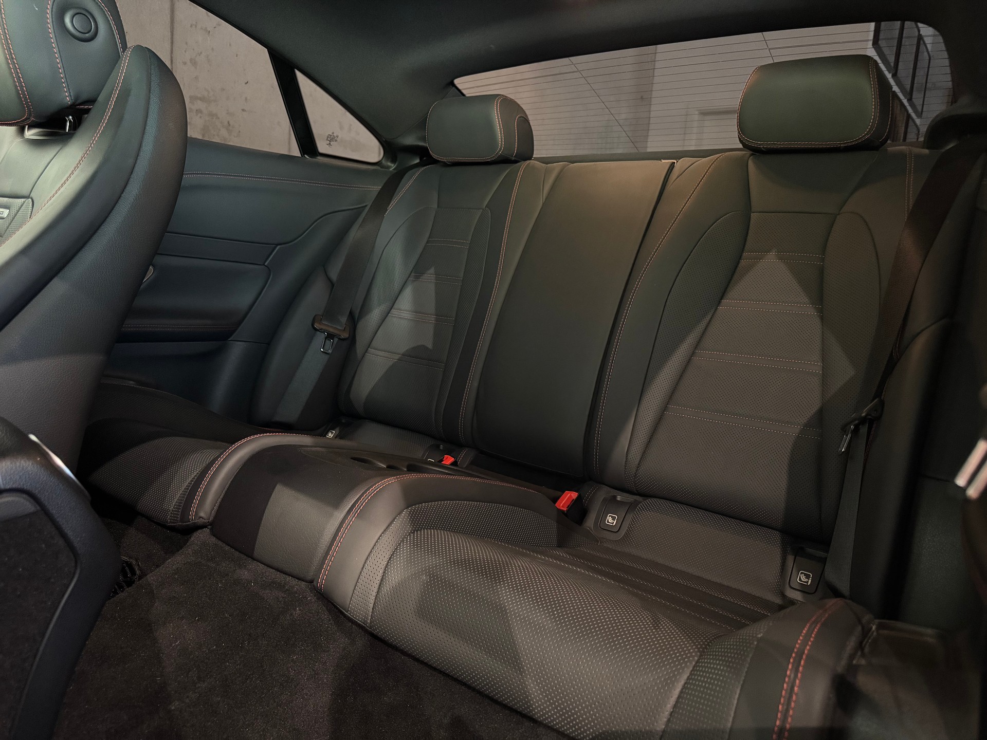MERCEDES-BENZ E 53 Coupé /////AMG 4 Matic+ 9G-Tronic || HEAD UP || BURMESTER || 360° || PANORAMA-image-27