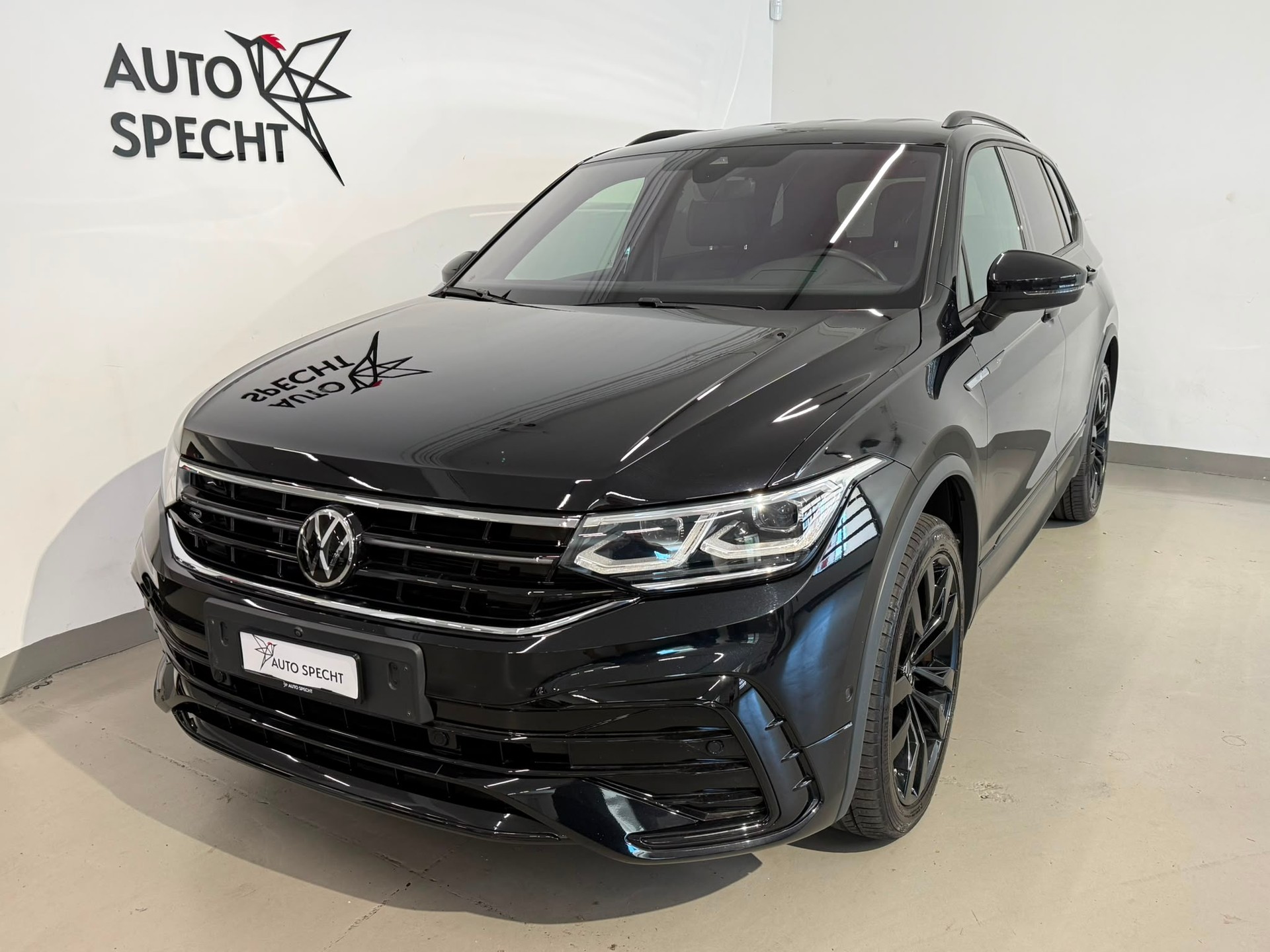 VW Tiguan Allspace 2.0TSI R-Line 4Motion DSG
