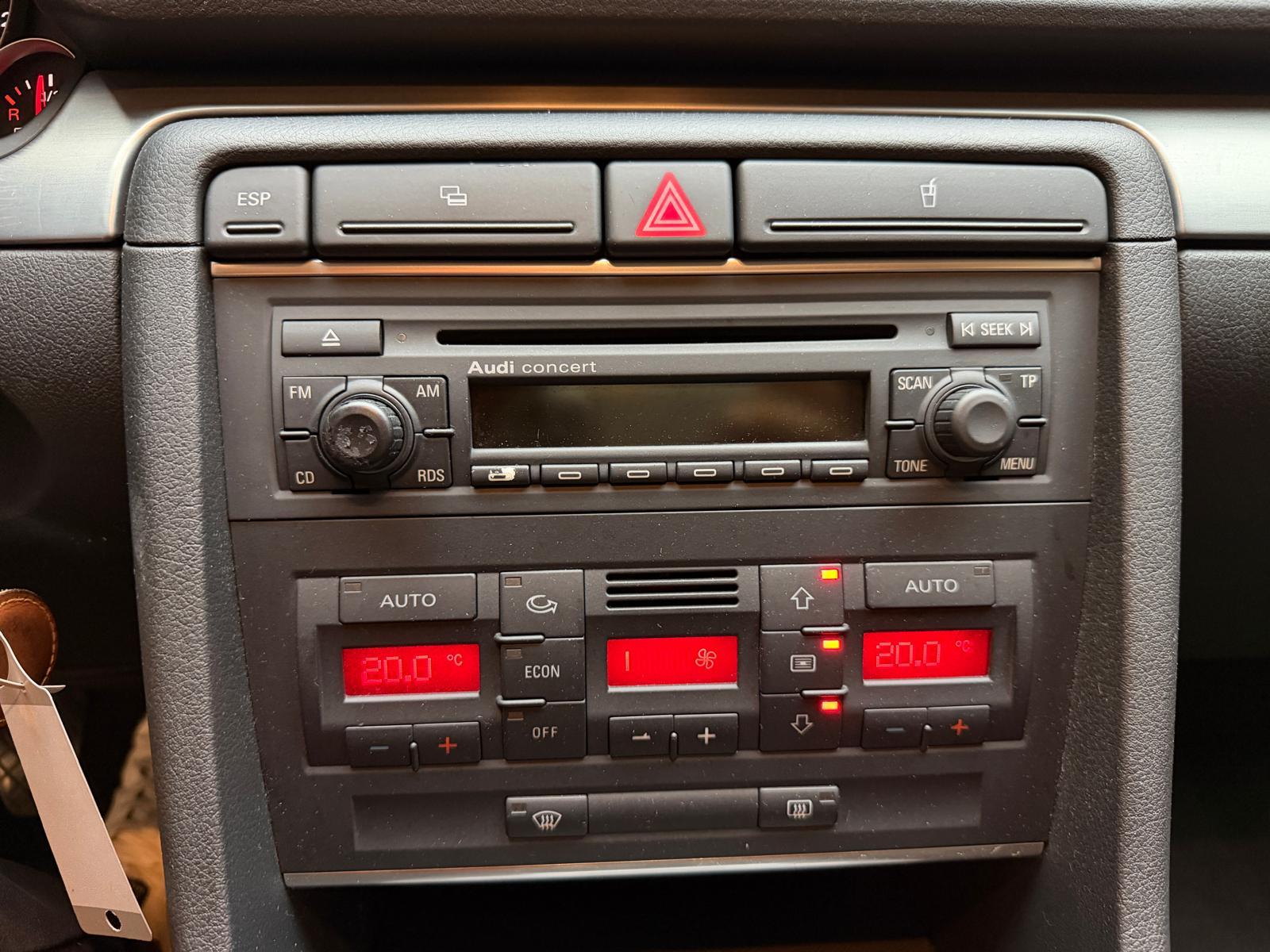 AUDI A4 2.0-image-18