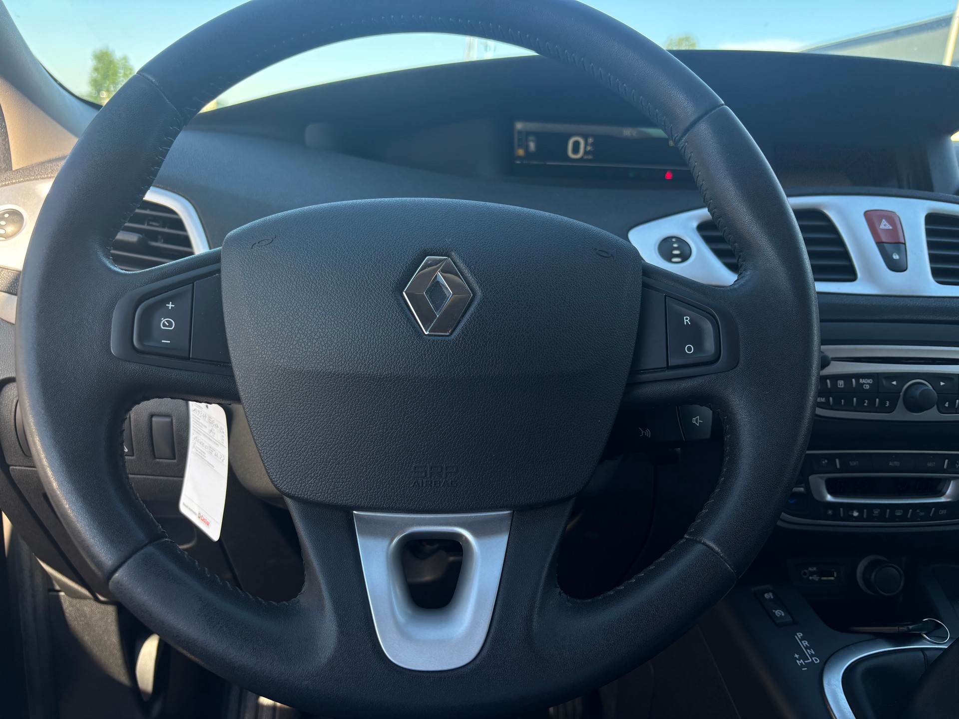 RENAULT Grand Scénic 2.0 16V Expression X-Tronic CVT-image-7