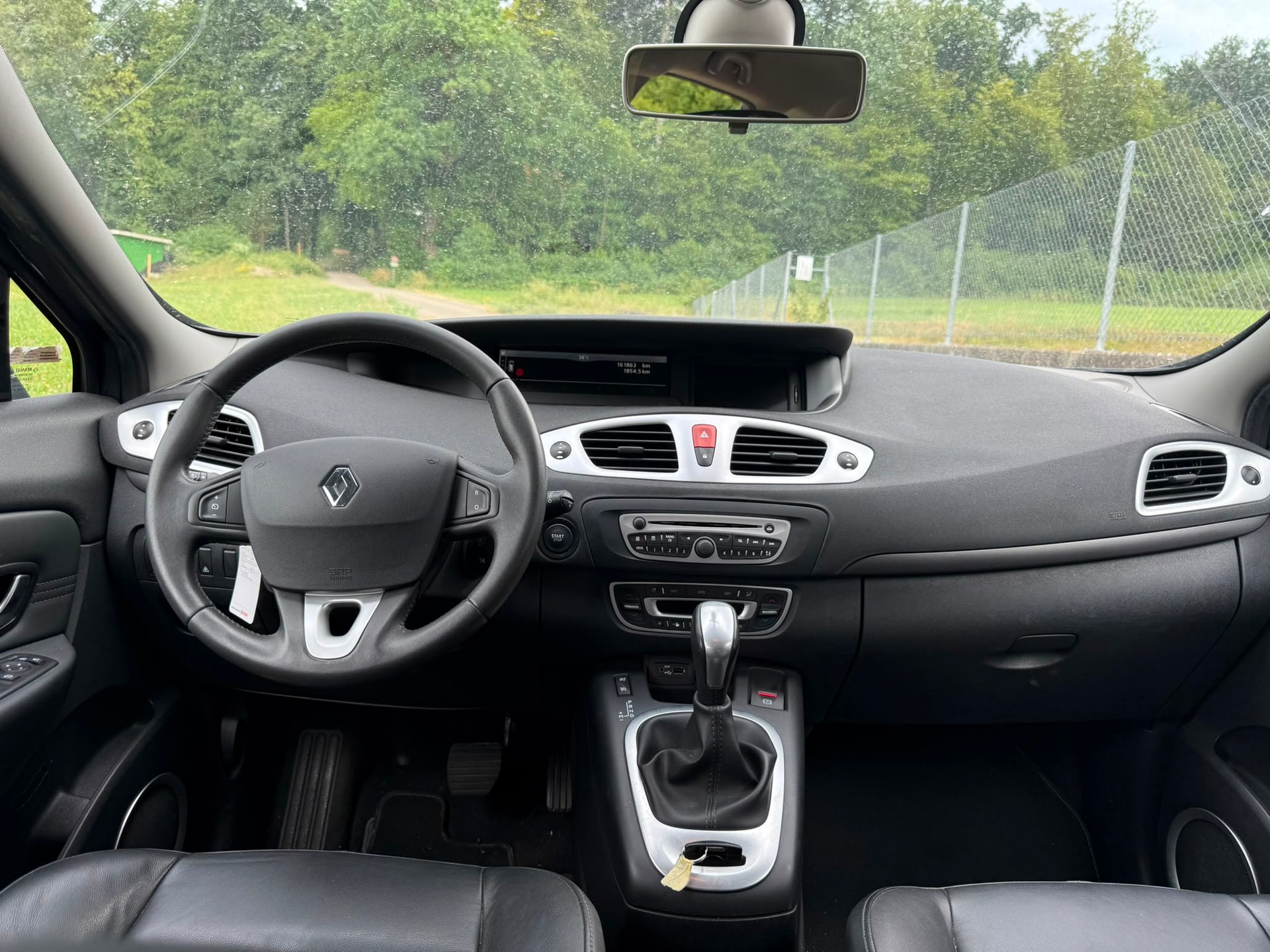 RENAULT Grand Scénic 2.0 16V Expression X-Tronic CVT-image-6