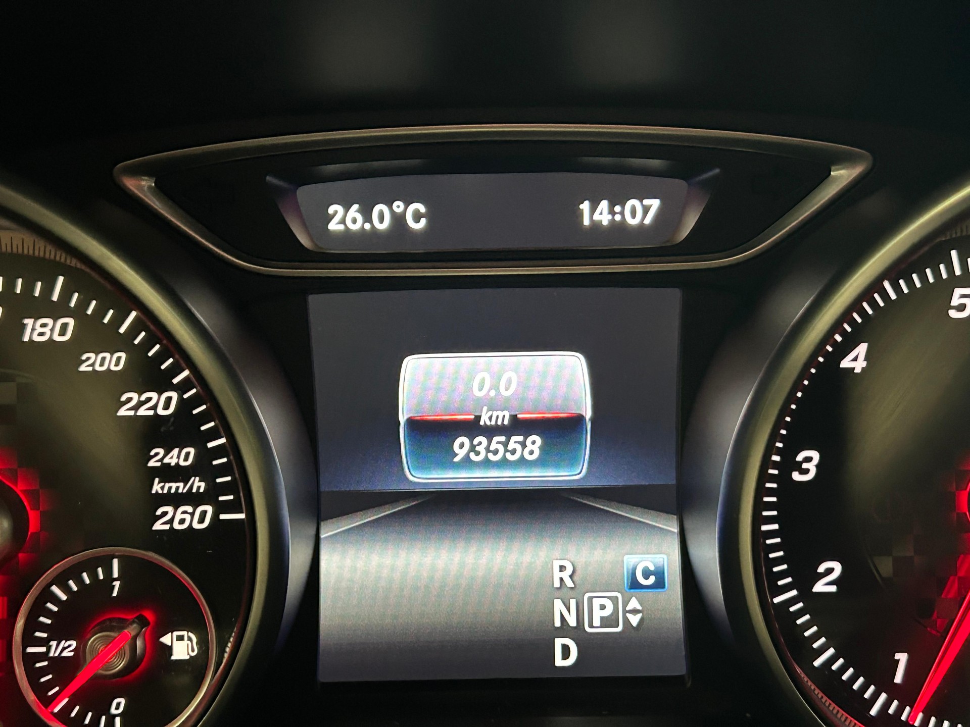 MERCEDES-BENZ A 180 Urban-image-8