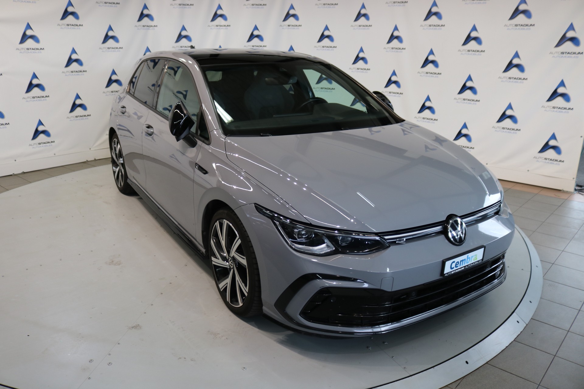 VW Golf 1.5 eTSI mHEV ACT R-Line DSG-image-29