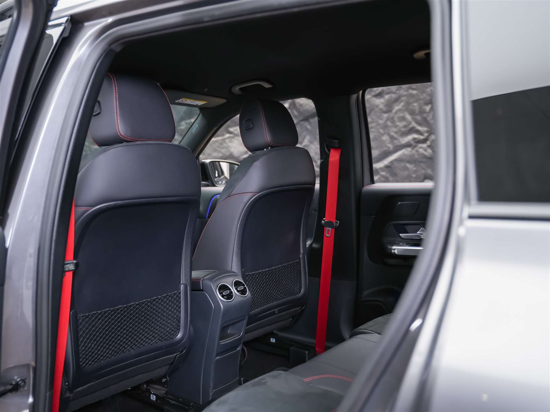 MERCEDES-BENZ GLB 35 AMG 4matic *Abstandsregler*Sitzheizung*Rückfahrkamera*-image-10