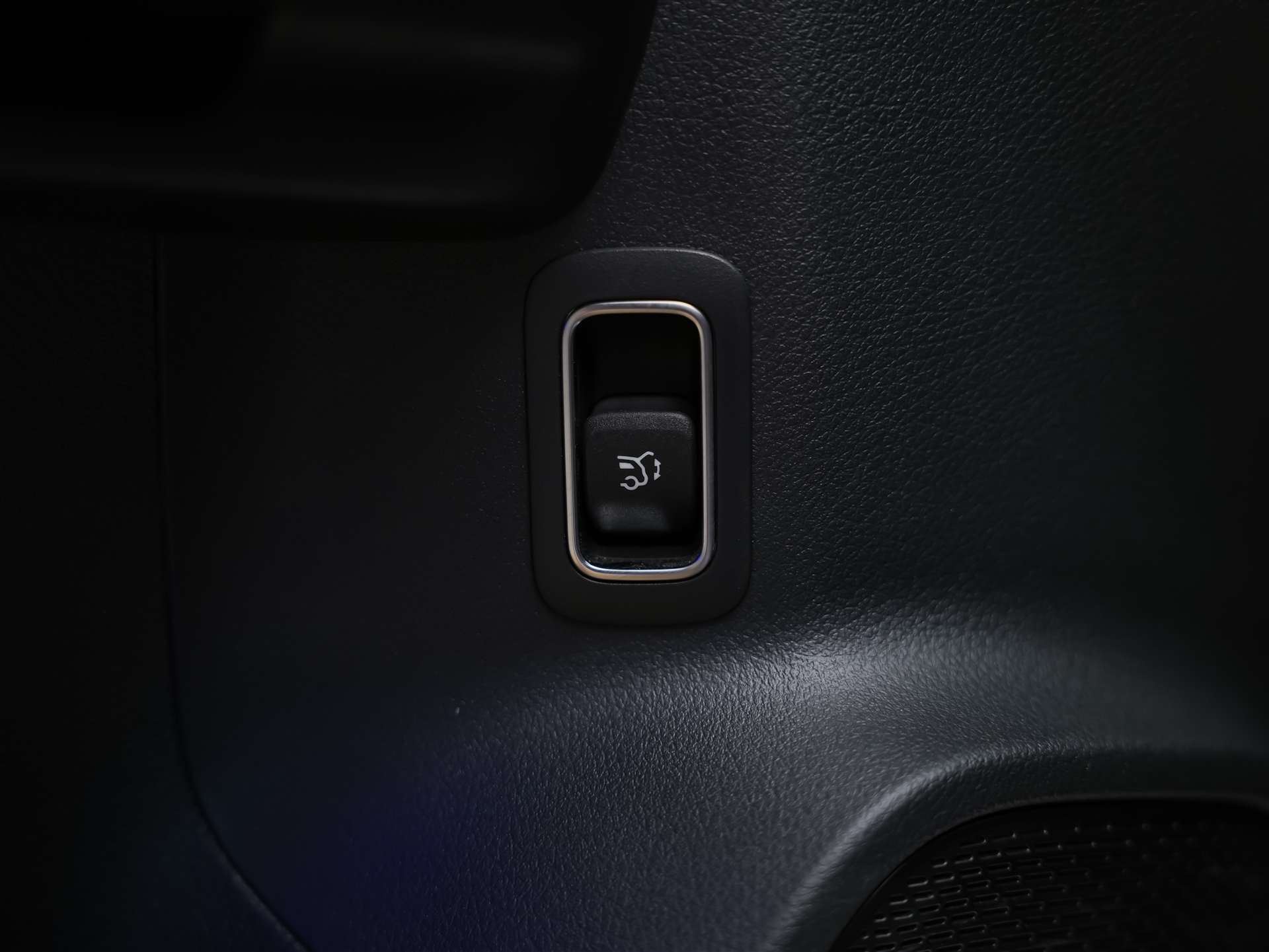 MERCEDES-BENZ GLB 35 AMG 4matic *Abstandsregler*Sitzheizung*Rückfahrkamera*-image-24