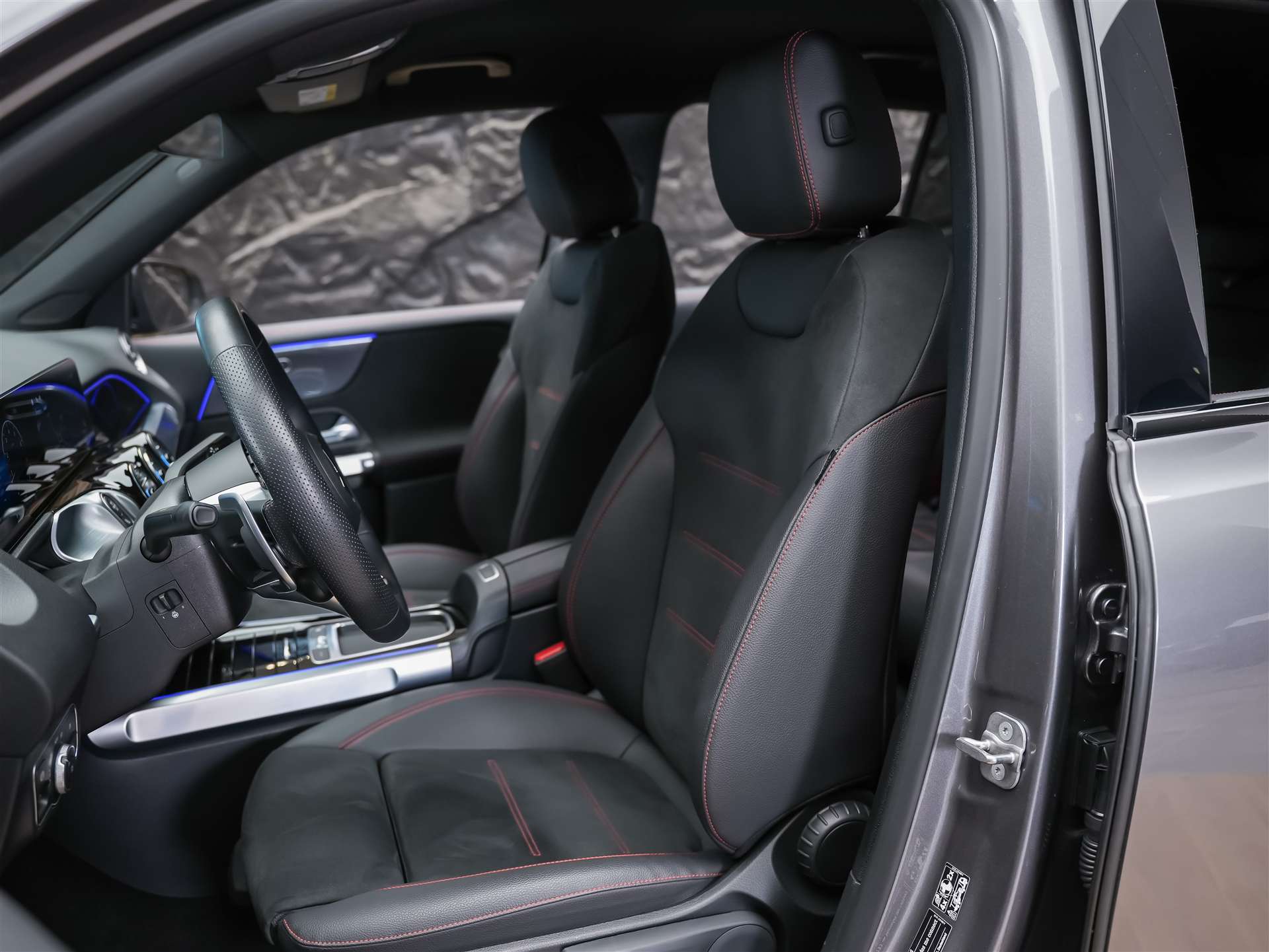 MERCEDES-BENZ GLB 35 AMG 4matic *Abstandsregler*Sitzheizung*Rückfahrkamera*-image-8
