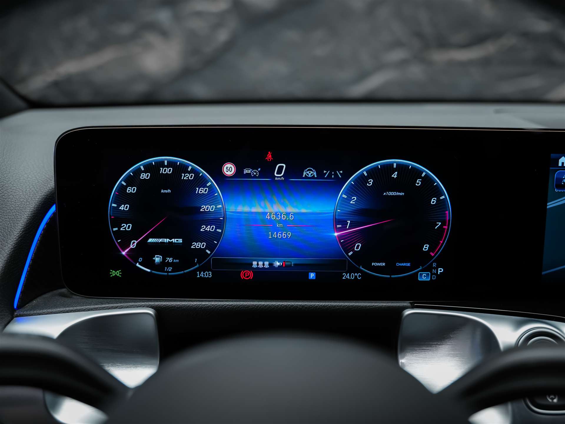 MERCEDES-BENZ GLB 35 AMG 4matic *Abstandsregler*Sitzheizung*Rückfahrkamera*-image-32