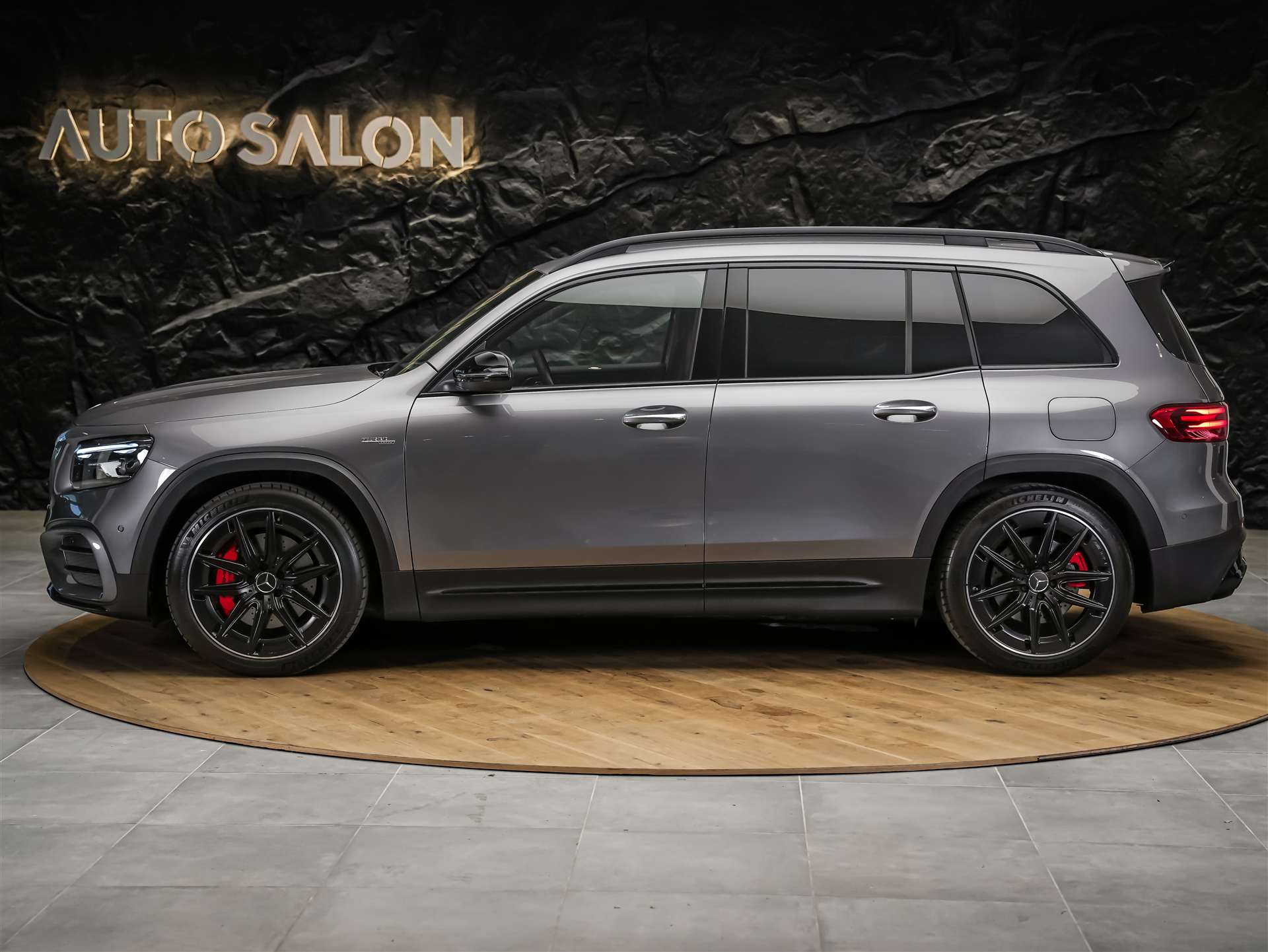 MERCEDES-BENZ GLB 35 AMG 4matic *Abstandsregler*Sitzheizung*Rückfahrkamera*-showroom-element-2