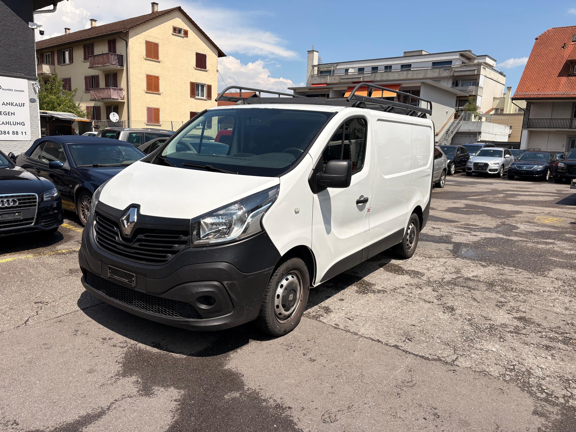 RENAULT Trafic 1.6 dCi 95 2.7t Access L1H1-image-0