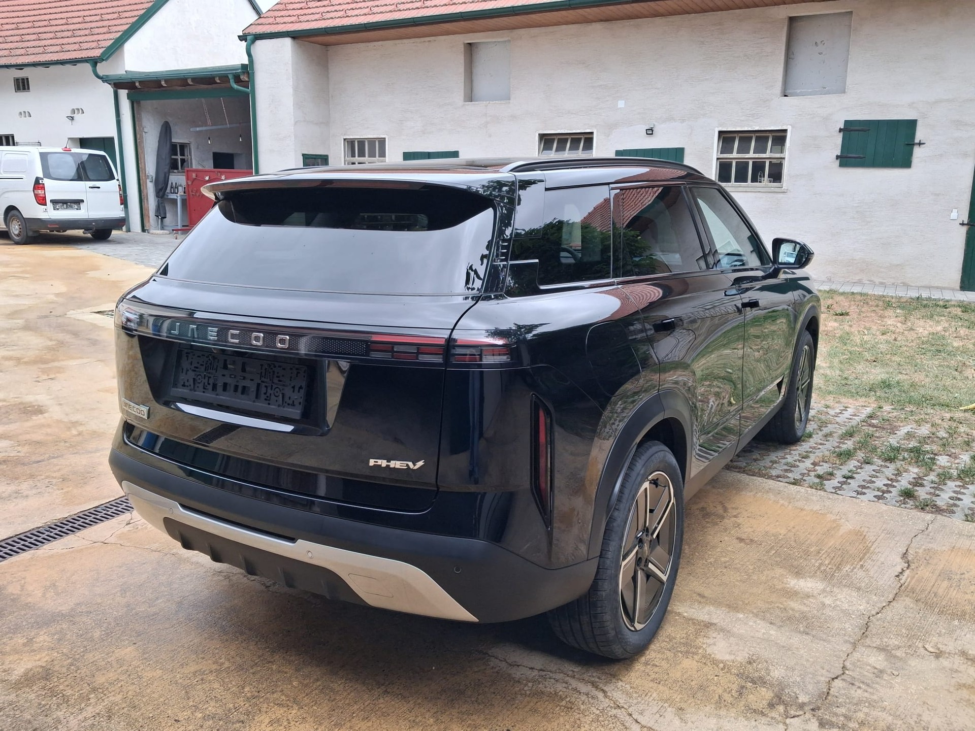 JAECOO PHEV PREMIUM-LINE 1.5 T-GDI SUPERHYBRID-image-4
