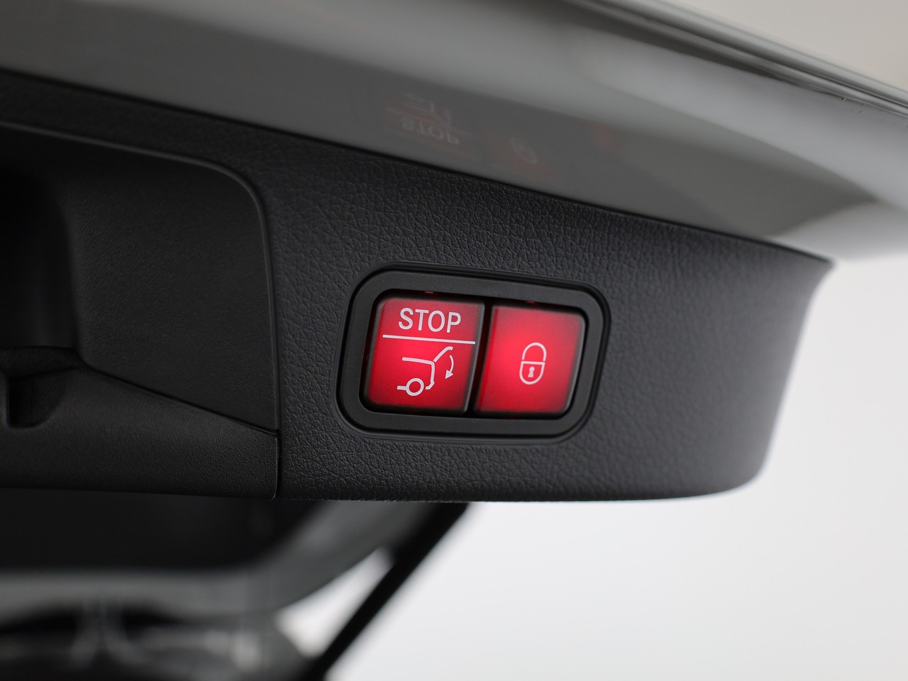 MERCEDES-BENZ GLA AMG 35 4Matic 8G-DCT-image-19
