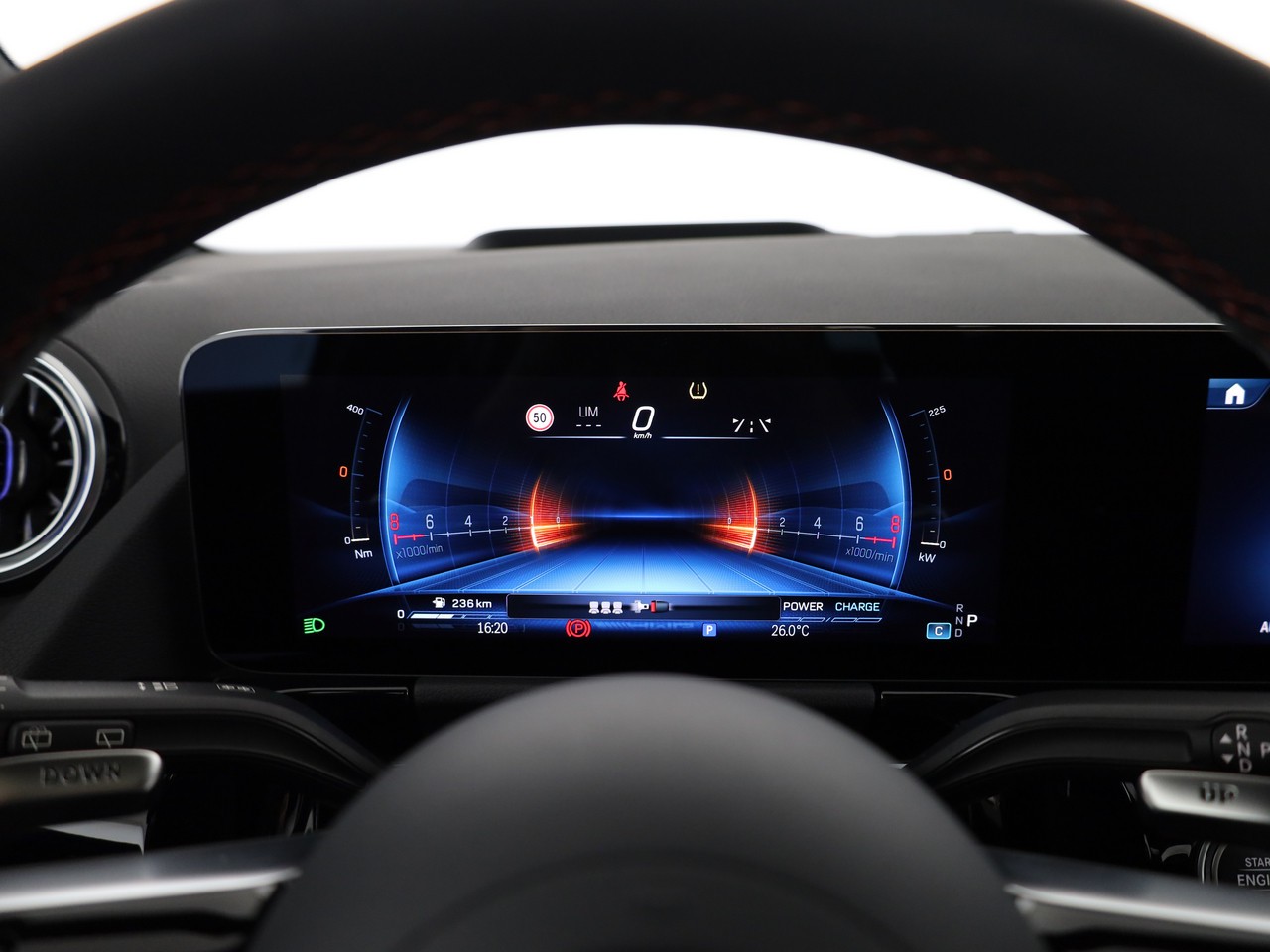 MERCEDES-BENZ GLA AMG 35 4Matic 8G-DCT-image-6