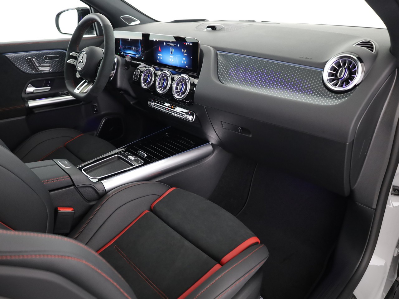 MERCEDES-BENZ GLA AMG 35 4Matic 8G-DCT-image-7