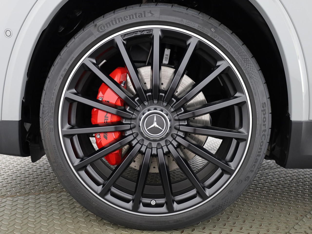 MERCEDES-BENZ GLA AMG 35 4Matic 8G-DCT-image-21