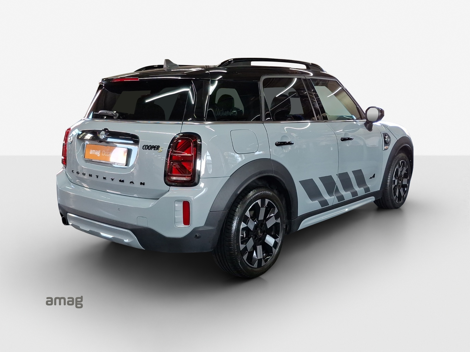 MINI Countryman Cooper SE Untamed Edition ALL4 PHEV Steptronic-image-5