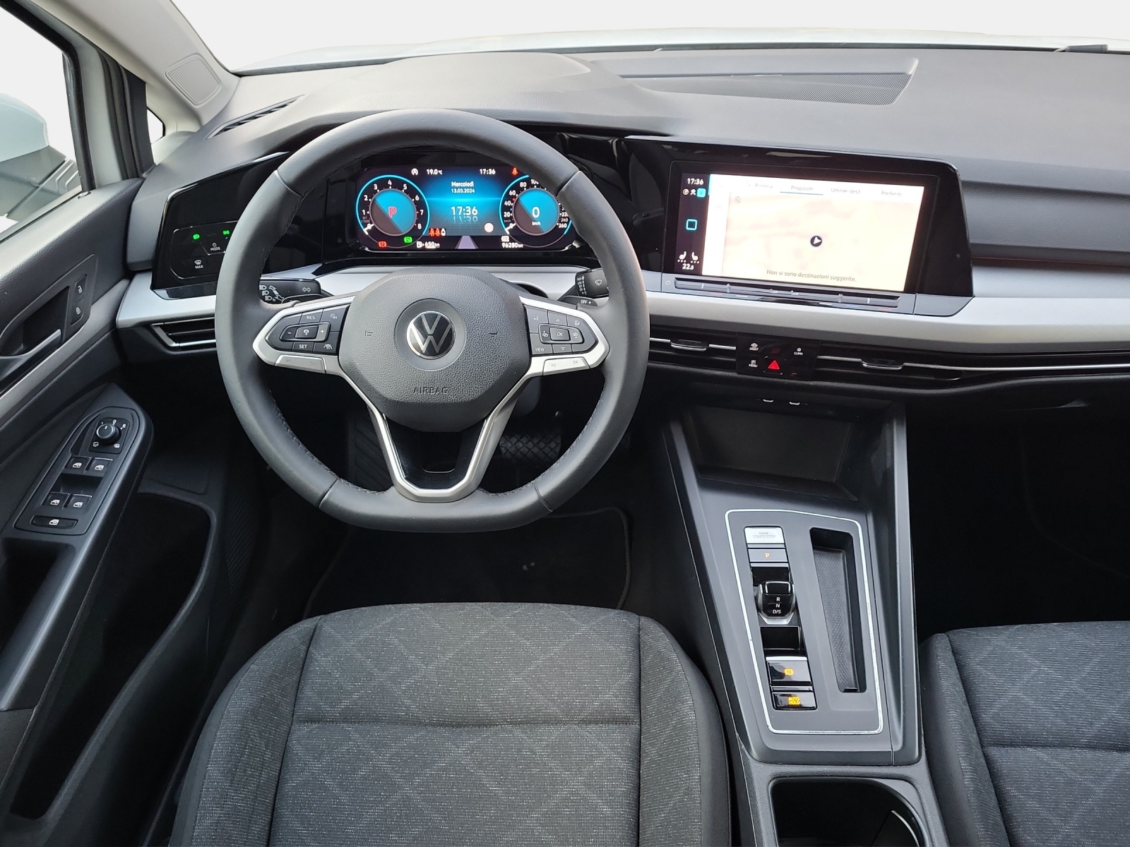 VW Golf 1.0 eTSI mHEV ACTLife DSG-image-9