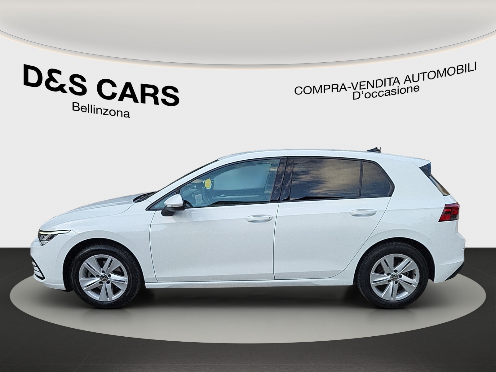 VW Golf 1.0 eTSI mHEV ACTLife DSG-image-2