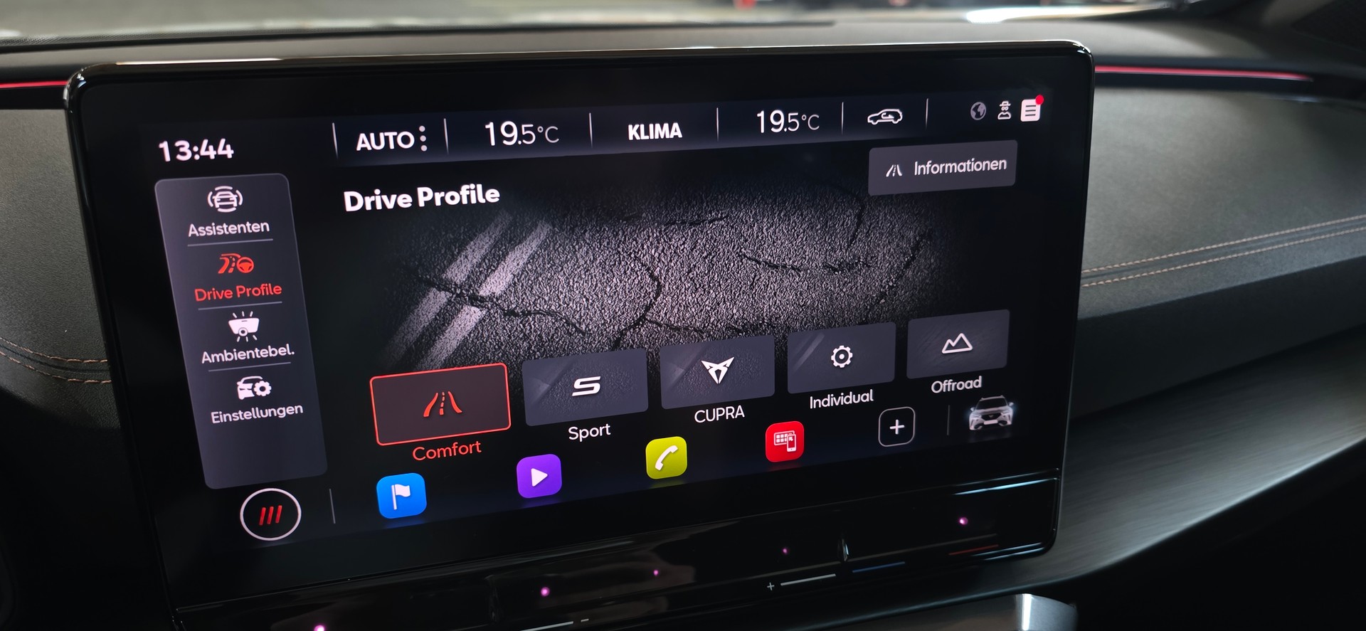 CUPRA Formentor 2.0TSI VZ 4Drive DSG *Spurhalte-&AbstandsAssistent*Sitz-&LenkradHeizung*Rückfahrkamera*Parkassistent*-image-21