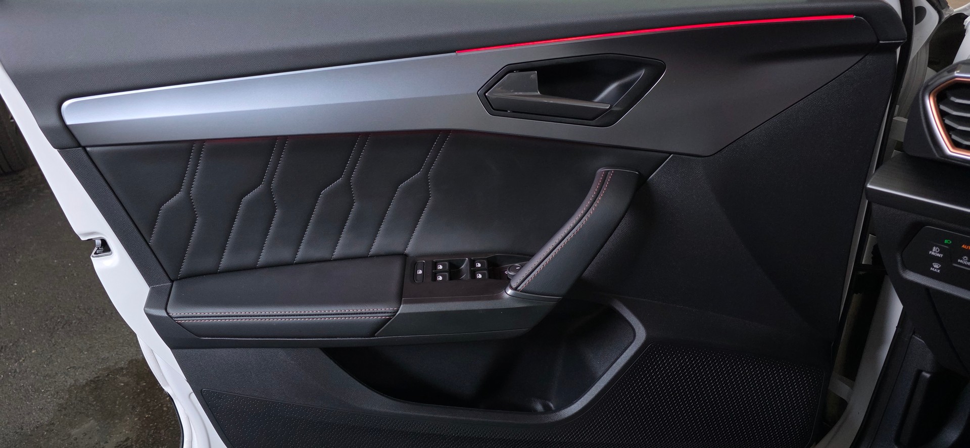 CUPRA Formentor 2.0TSI VZ 4Drive DSG *Spurhalte-&AbstandsAssistent*Sitz-&LenkradHeizung*Rückfahrkamera*Parkassistent*-image-16