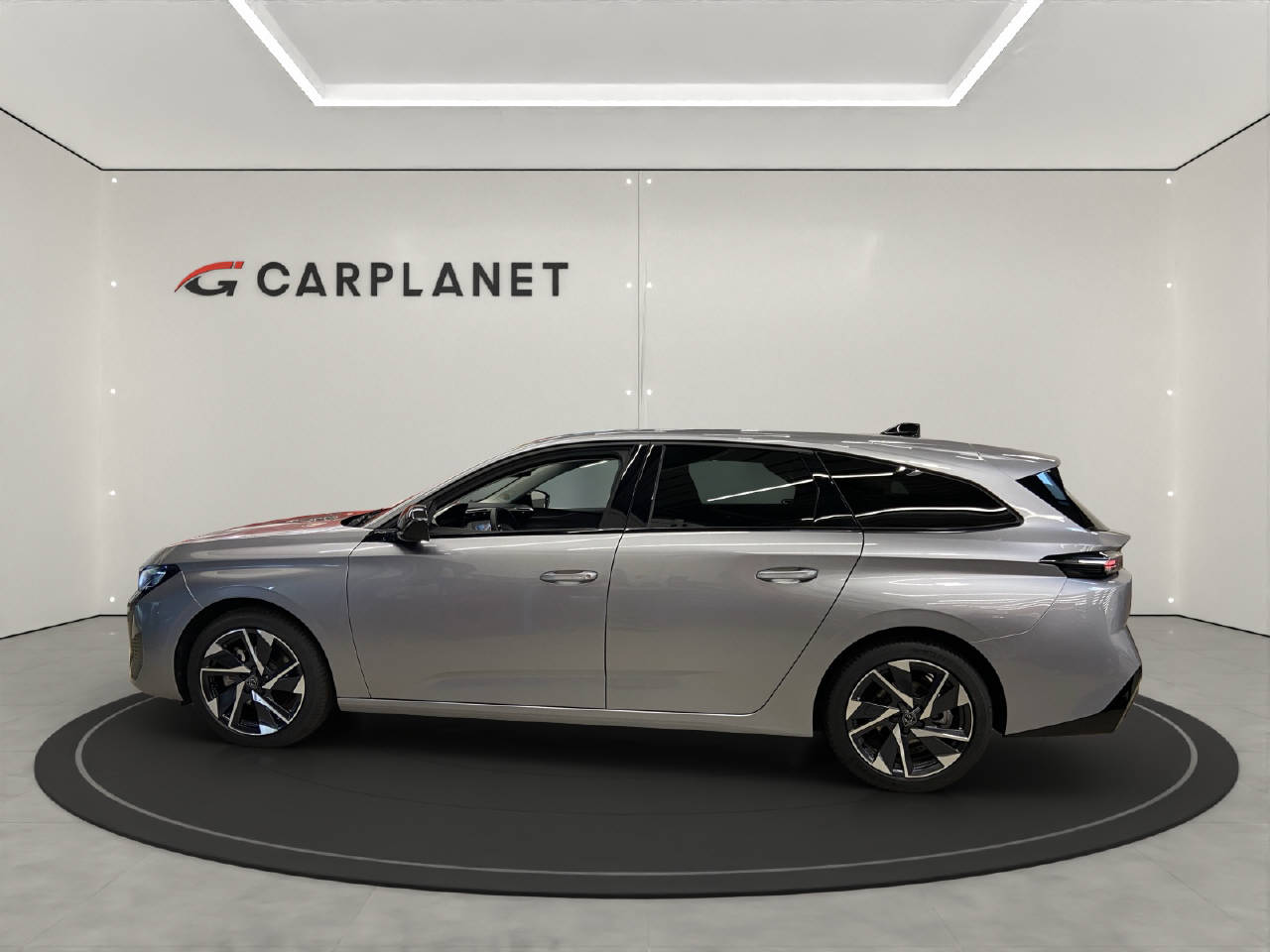 PEUGEOT 308 SW 1.2 PureTech Allure-image-1