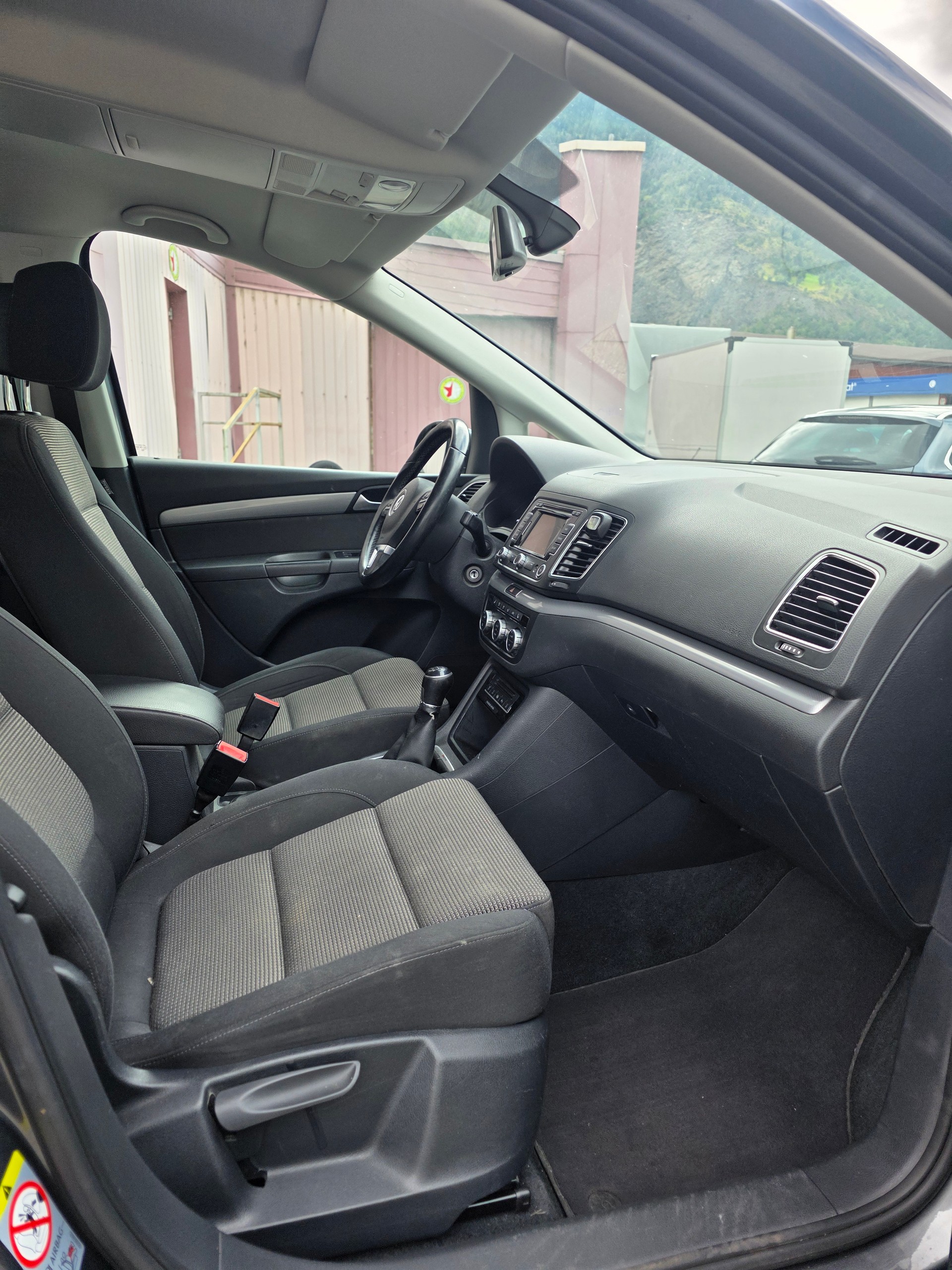 VW Sharan 2.0 TDI BlueMotion Technology Cup 4Motion-image-9