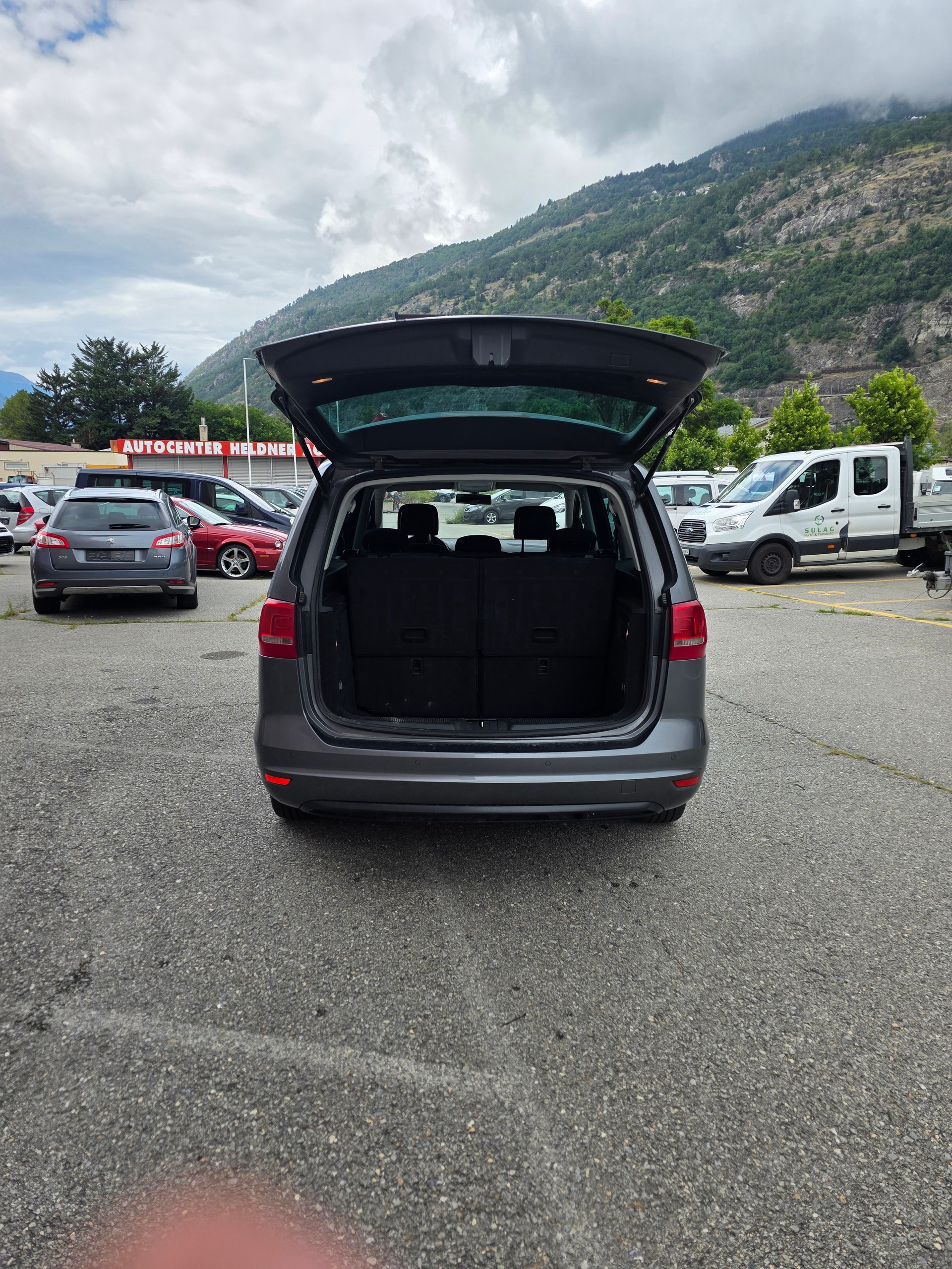VW Sharan 2.0 TDI BlueMotion Technology Cup 4Motion-image-7
