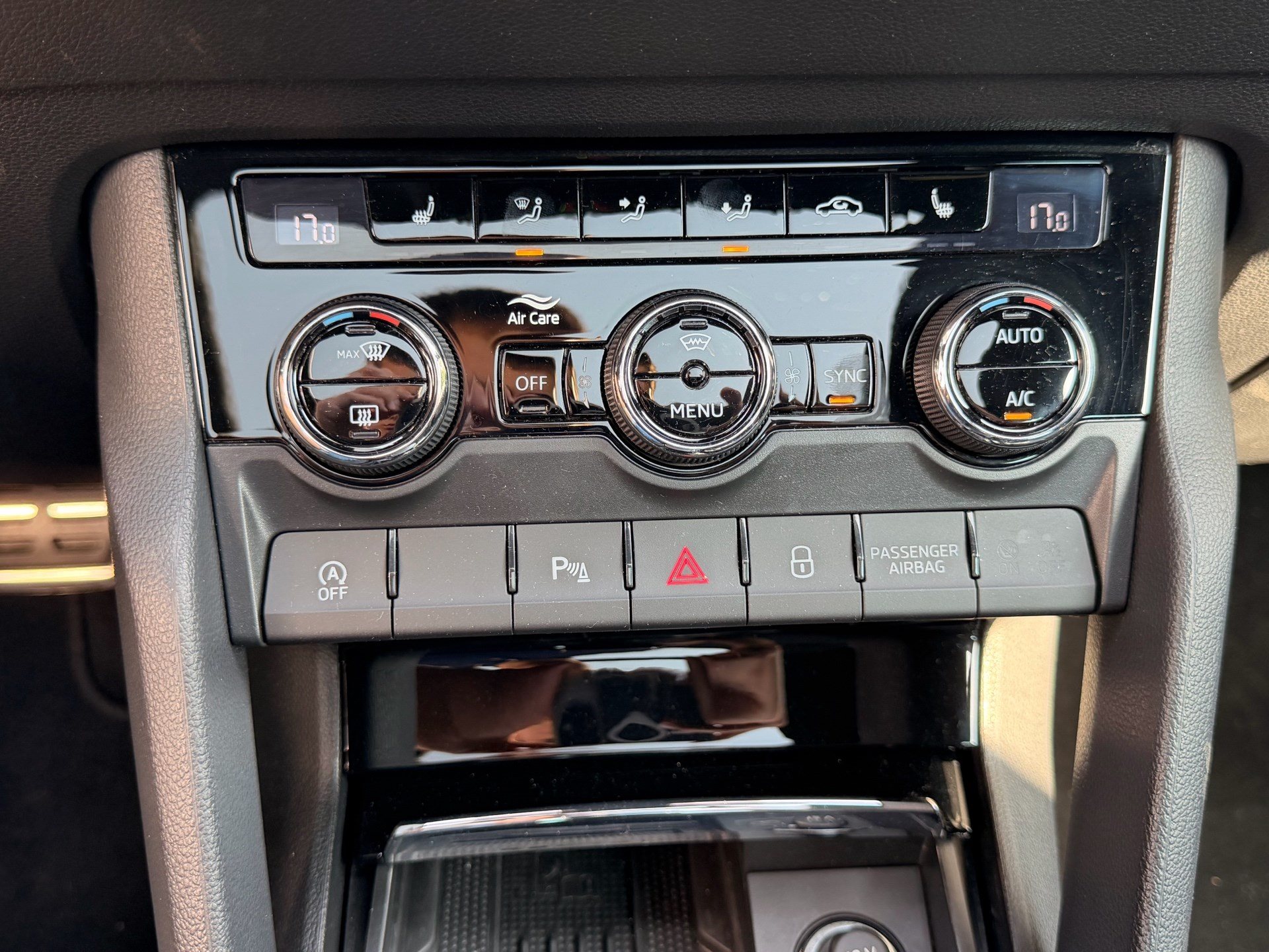 SKODA Karoq Sportline 4x4-image-21