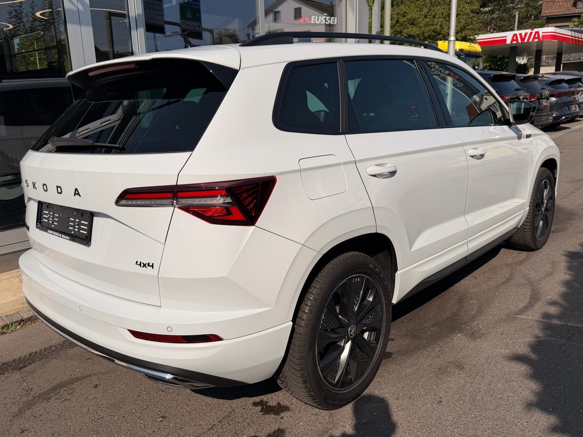 SKODA Karoq Sportline 4x4-showroom-element-3