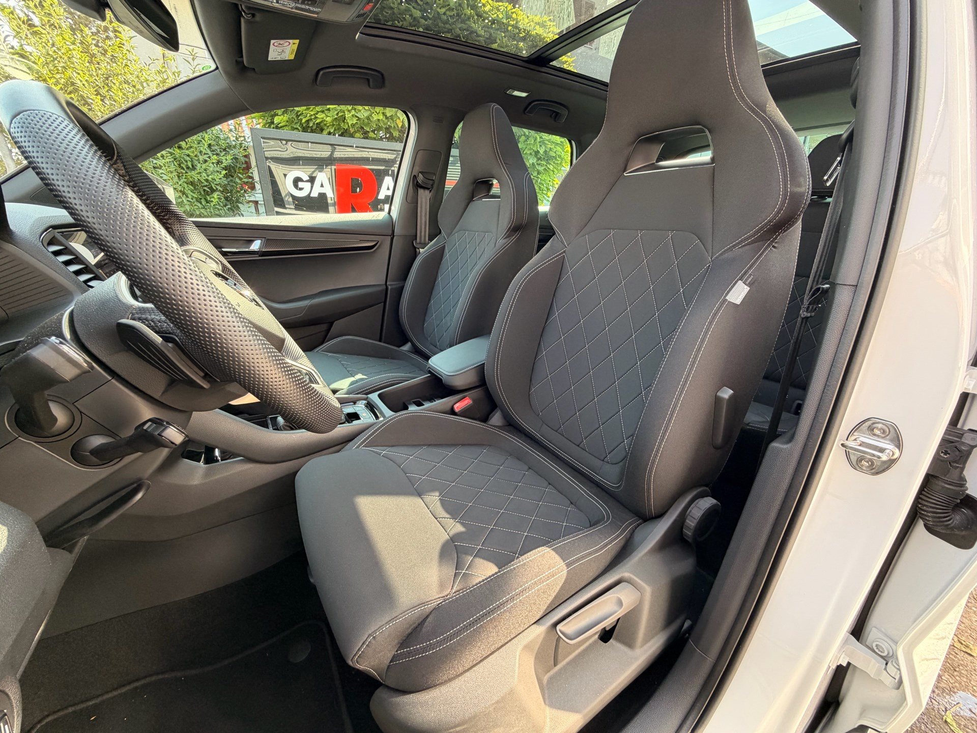 SKODA Karoq Sportline 4x4-image-7