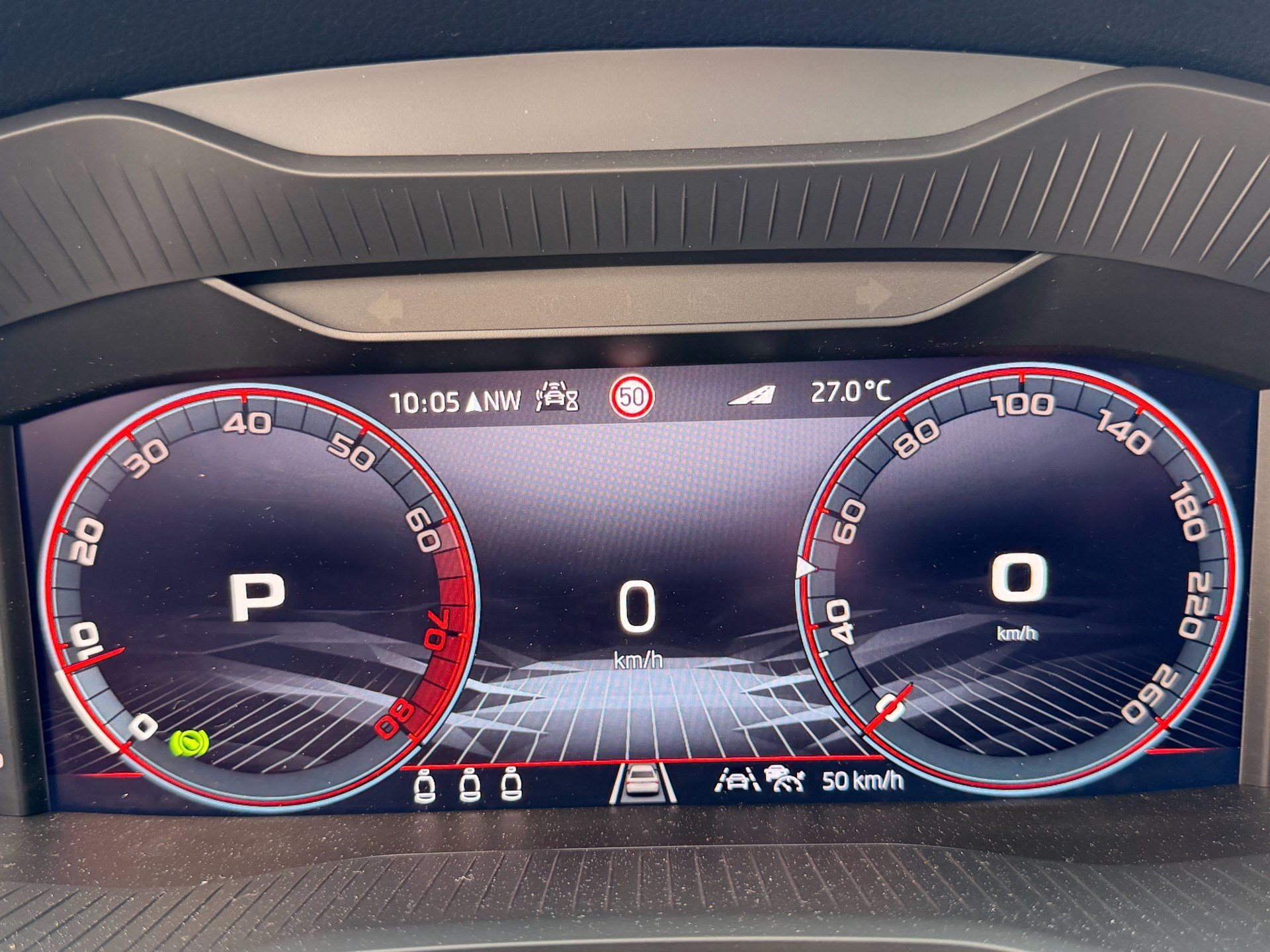 SKODA Karoq Sportline 4x4-image-9