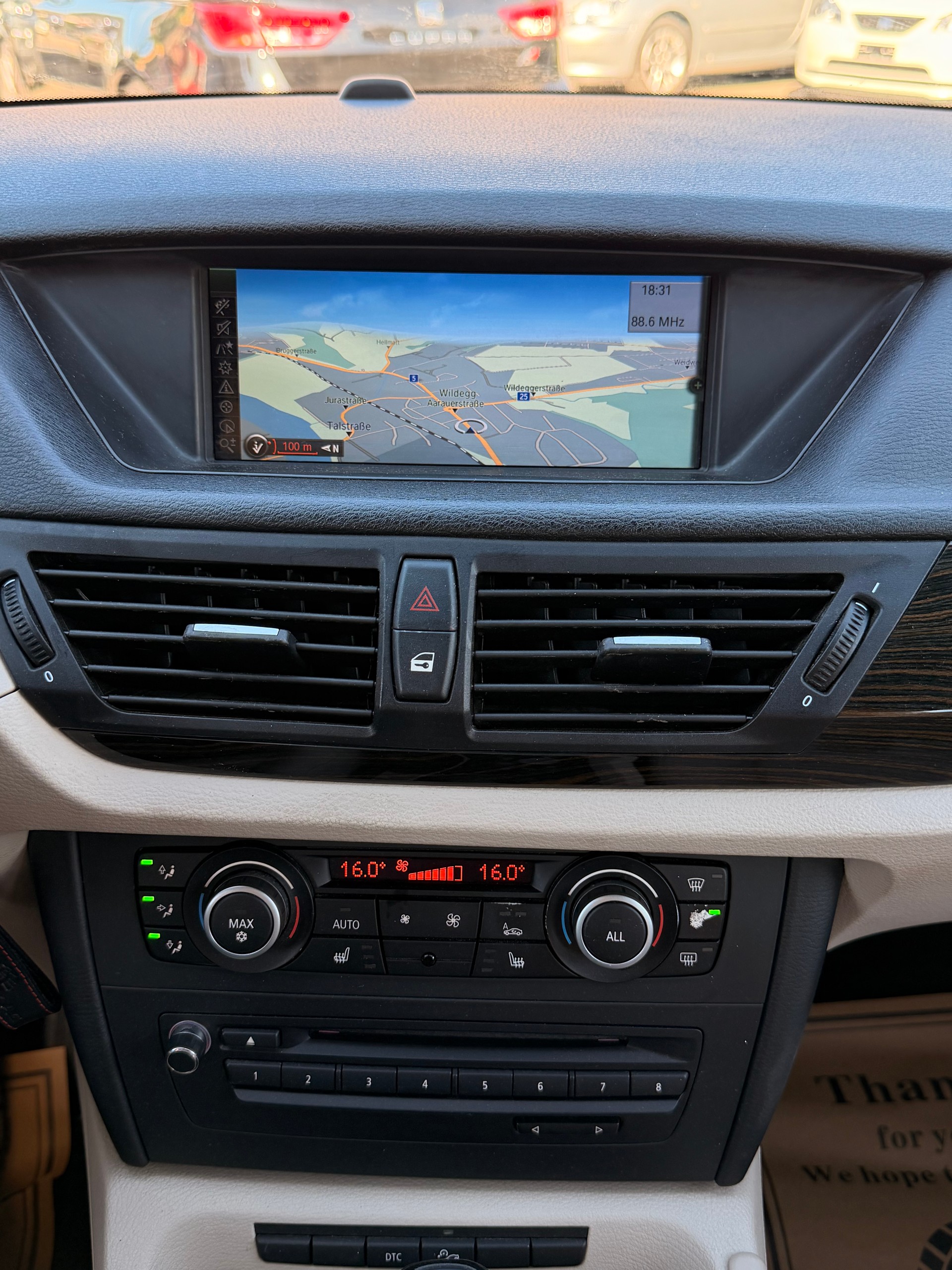 BMW X1 xDrive 23d Steptronic-image-16