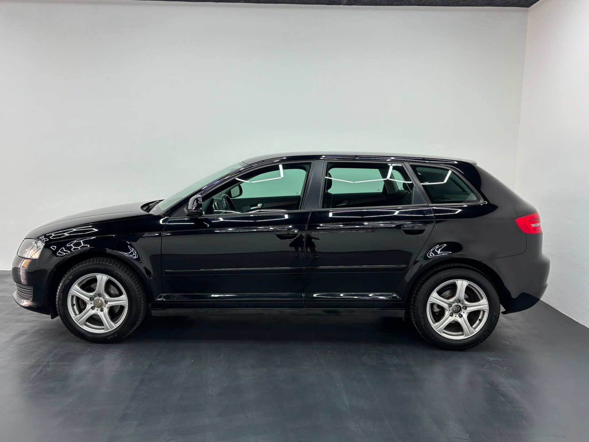 AUDI A3-image-2