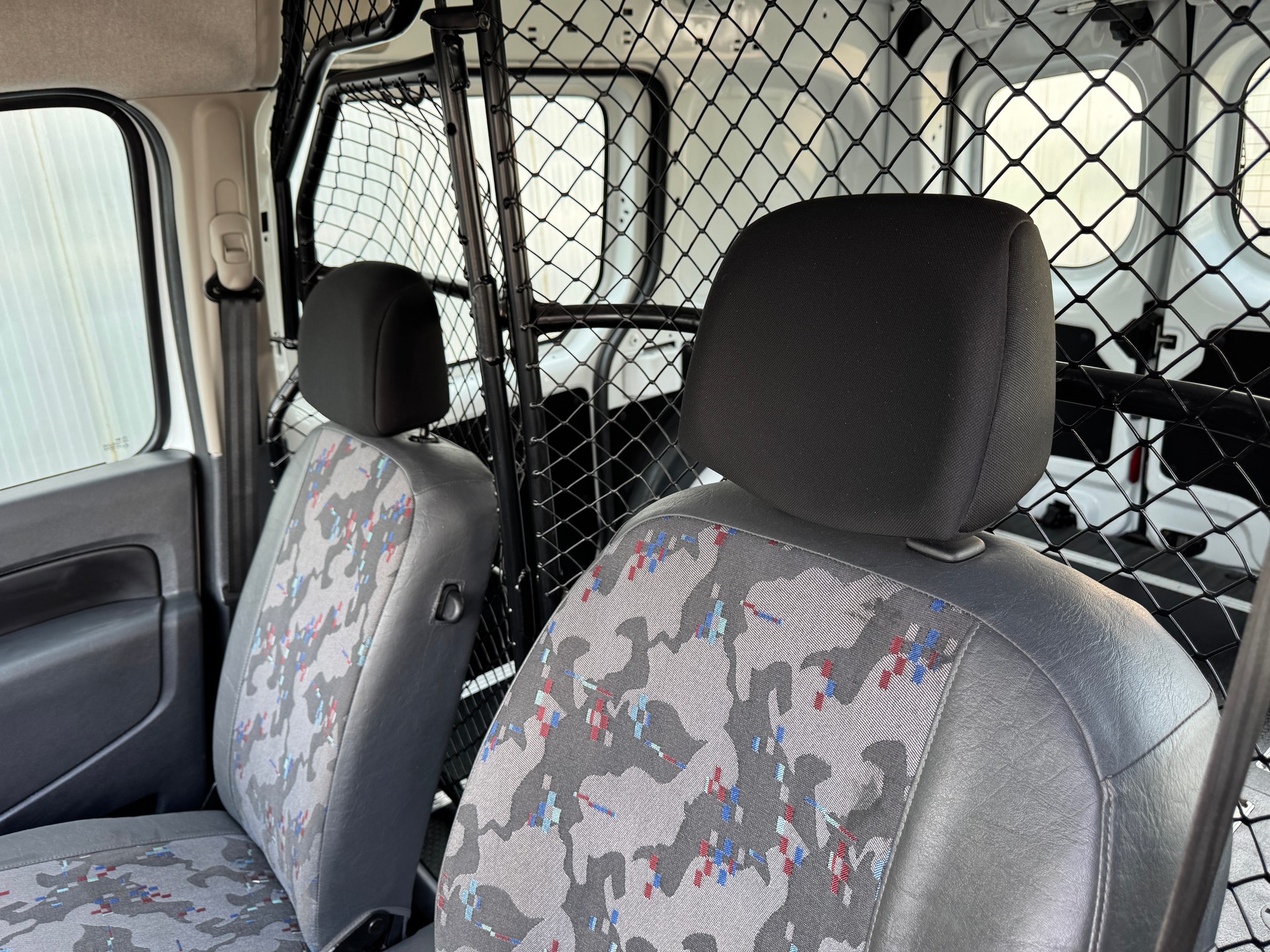 RENAULT Kangoo Van 1.5 dCi Standard 95 Extra-image-10