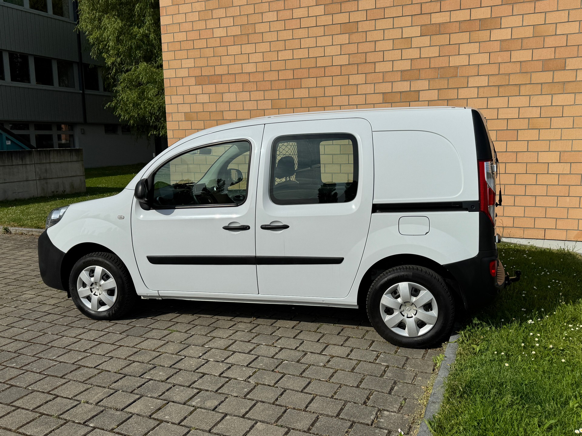 RENAULT Kangoo Van 1.5 dCi Standard 95 Extra-image-2