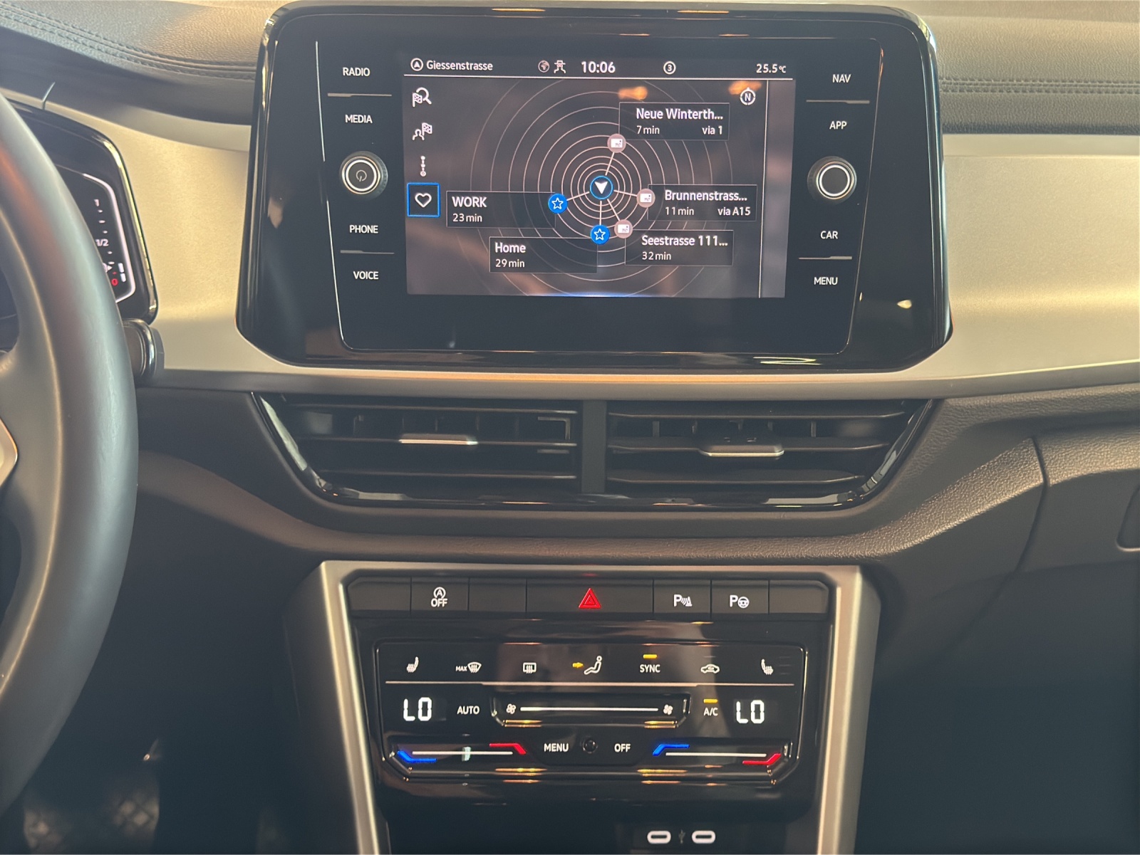 VW T-Roc 1.5 TSI EVO Life DSG-image-9