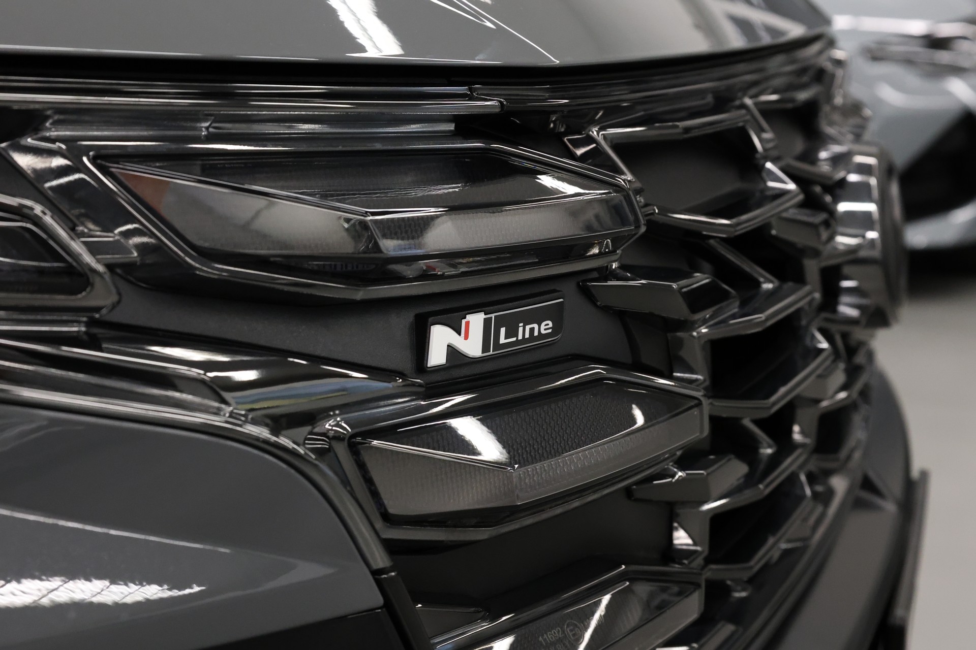 HYUNDAI Tucson 1.6 T-GDi PHEV N-Line 4WD-image-11