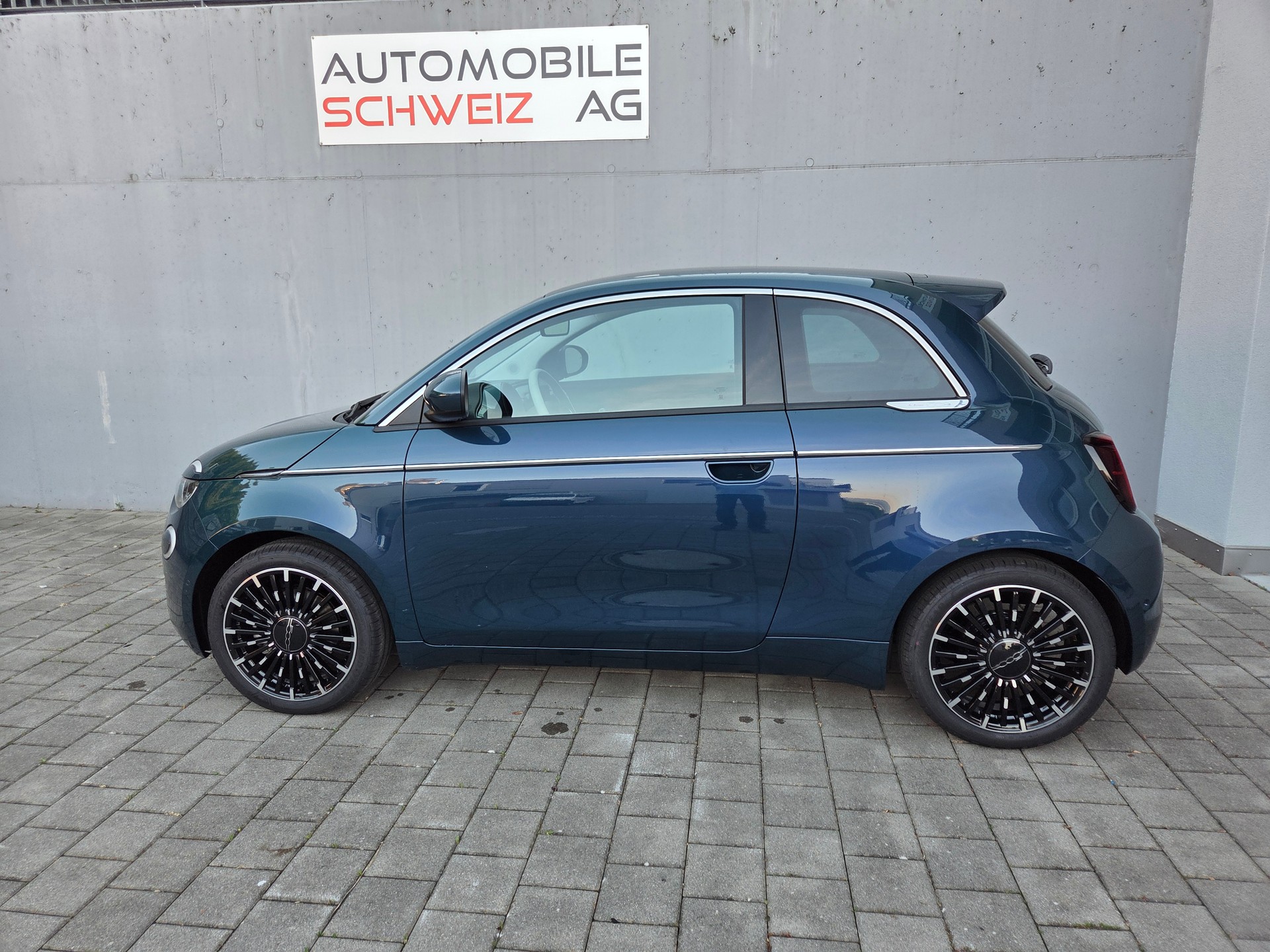 FIAT 500 electric 42kWh La Prima Top-image-0