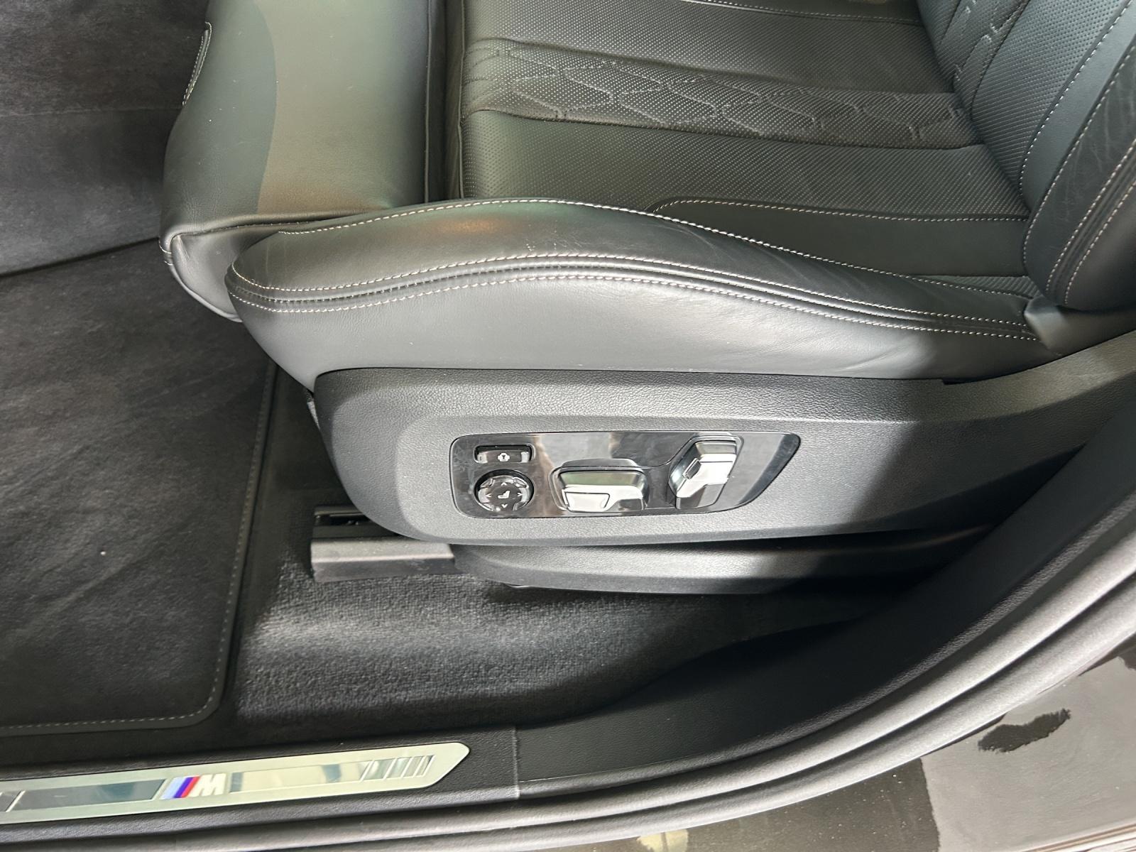 BMW X7 40d xDrive SAG-image-16
