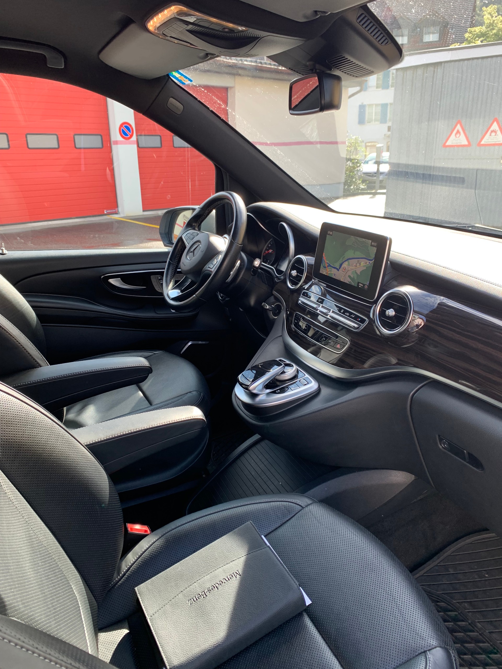 MERCEDES-BENZ V 250 d BlueTec Avant. lang 4m-image-3