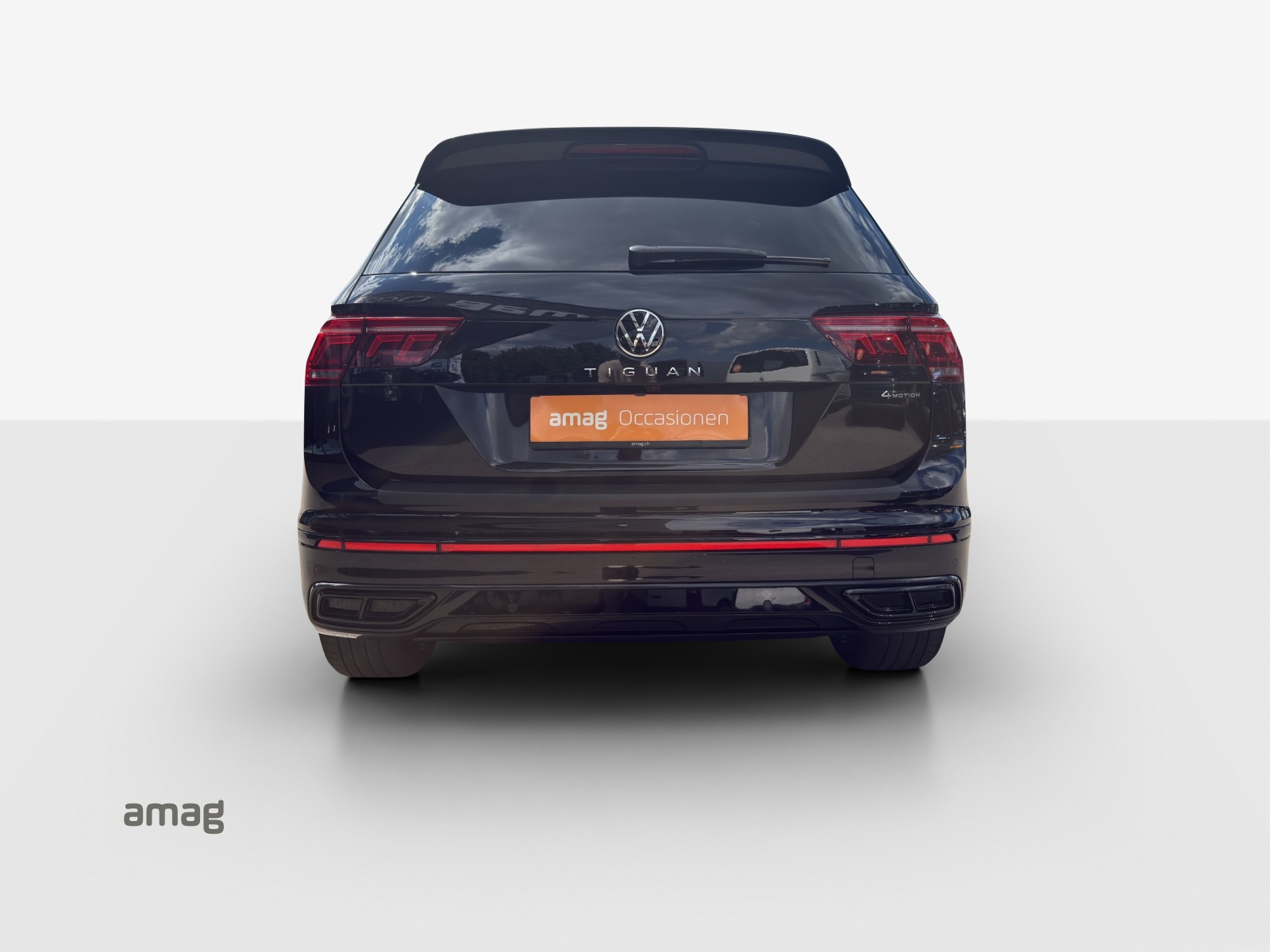 VW Tiguan 2.0TSI R-Line 4Motion DSG-image-3
