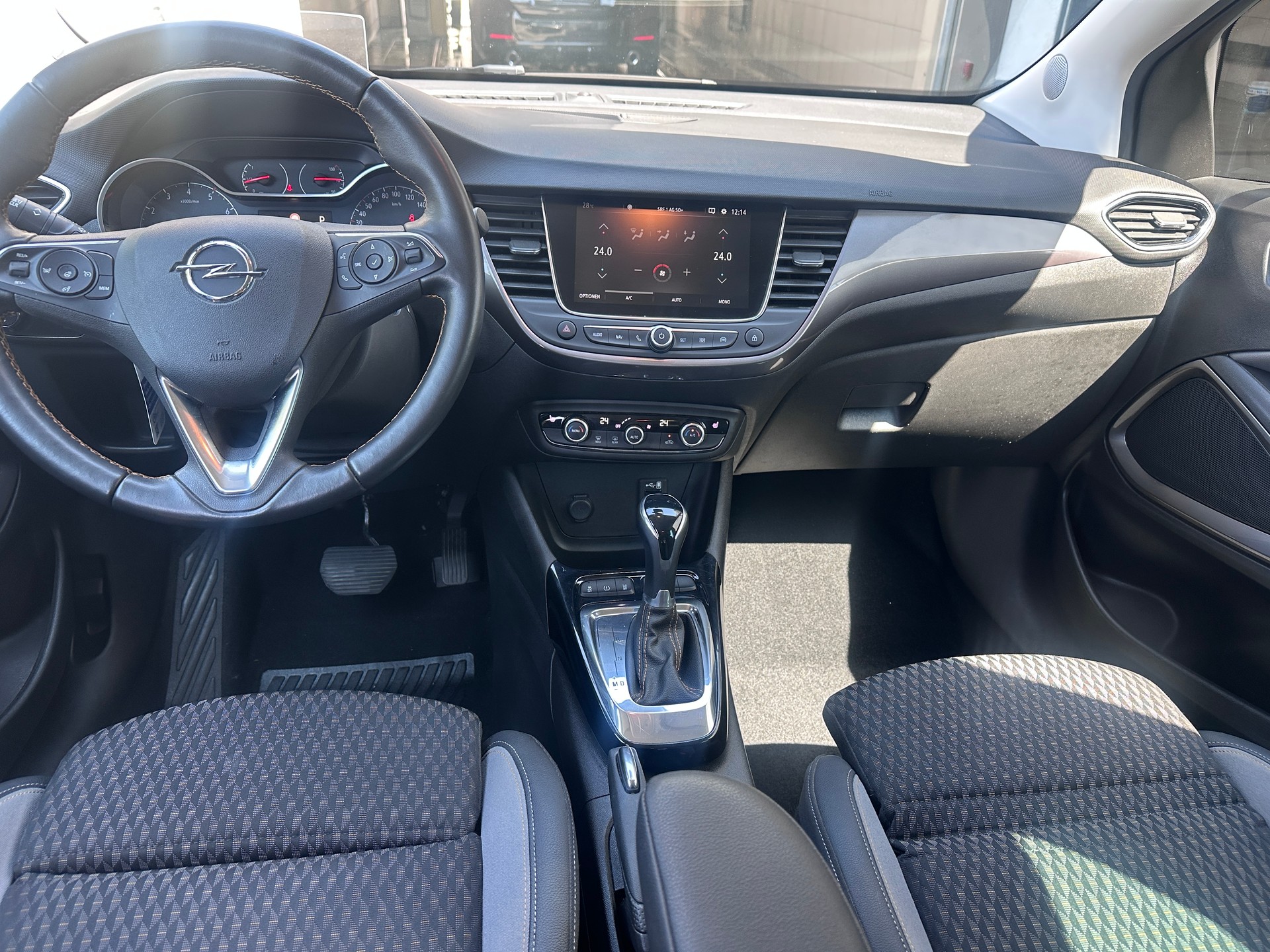 OPEL Crossland X 1.2i Excellence Automatik-image-6