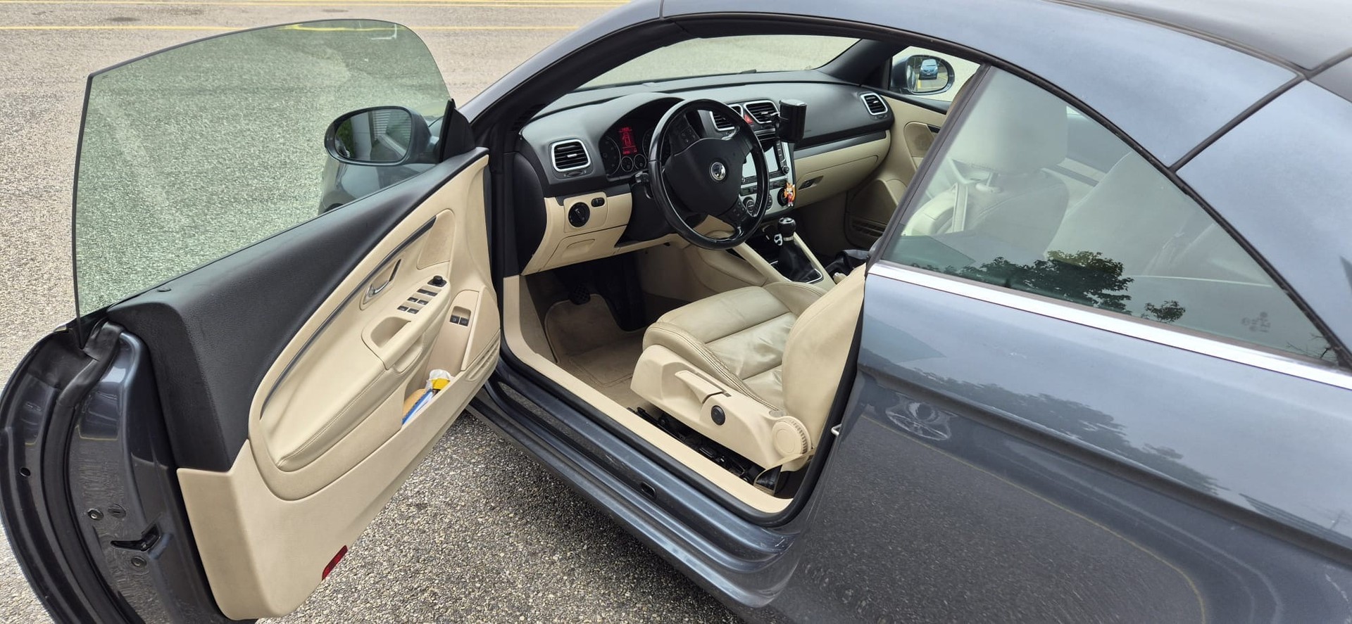 VW Eos 2.0 FSI-image-5